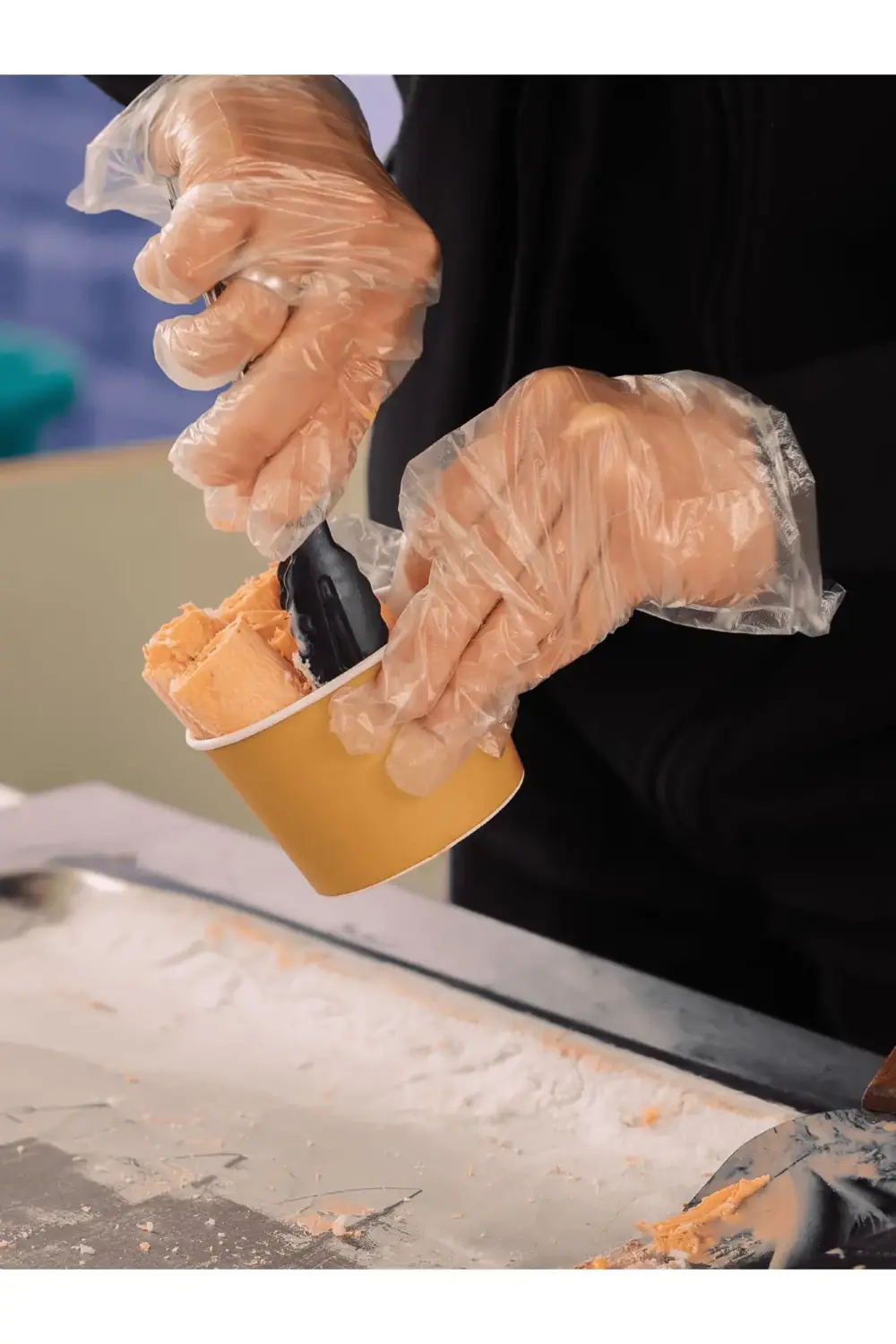 Tek Kullanımlık Pe Şeffaf Eldiven 100'lü