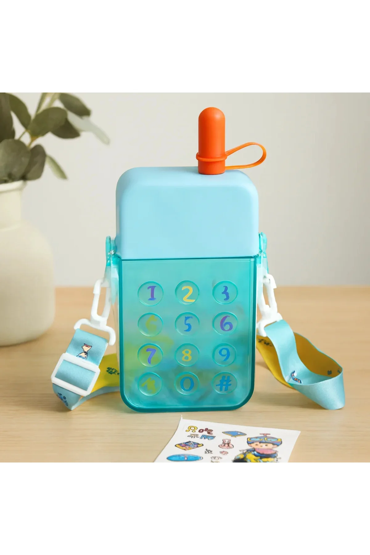 Telefon Modeli Su Matarası 300 ml - Pipetli Vidalı Kapak Askılı