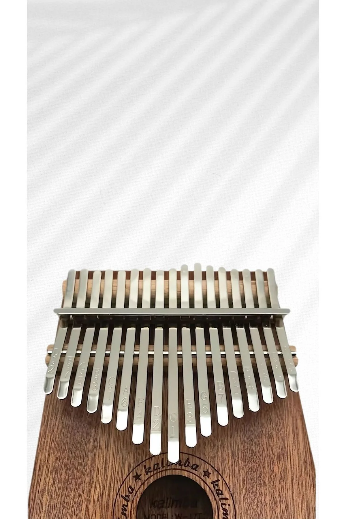 Telefon Tutuculu 17 Tuşlu Maun Kalimba + Çekiç Ve Kılıf + Kalimba Telefon Tutuculu 17 Tuşlu Maun Kalimba + Çekiç Ve Kılıf + Kalimba
