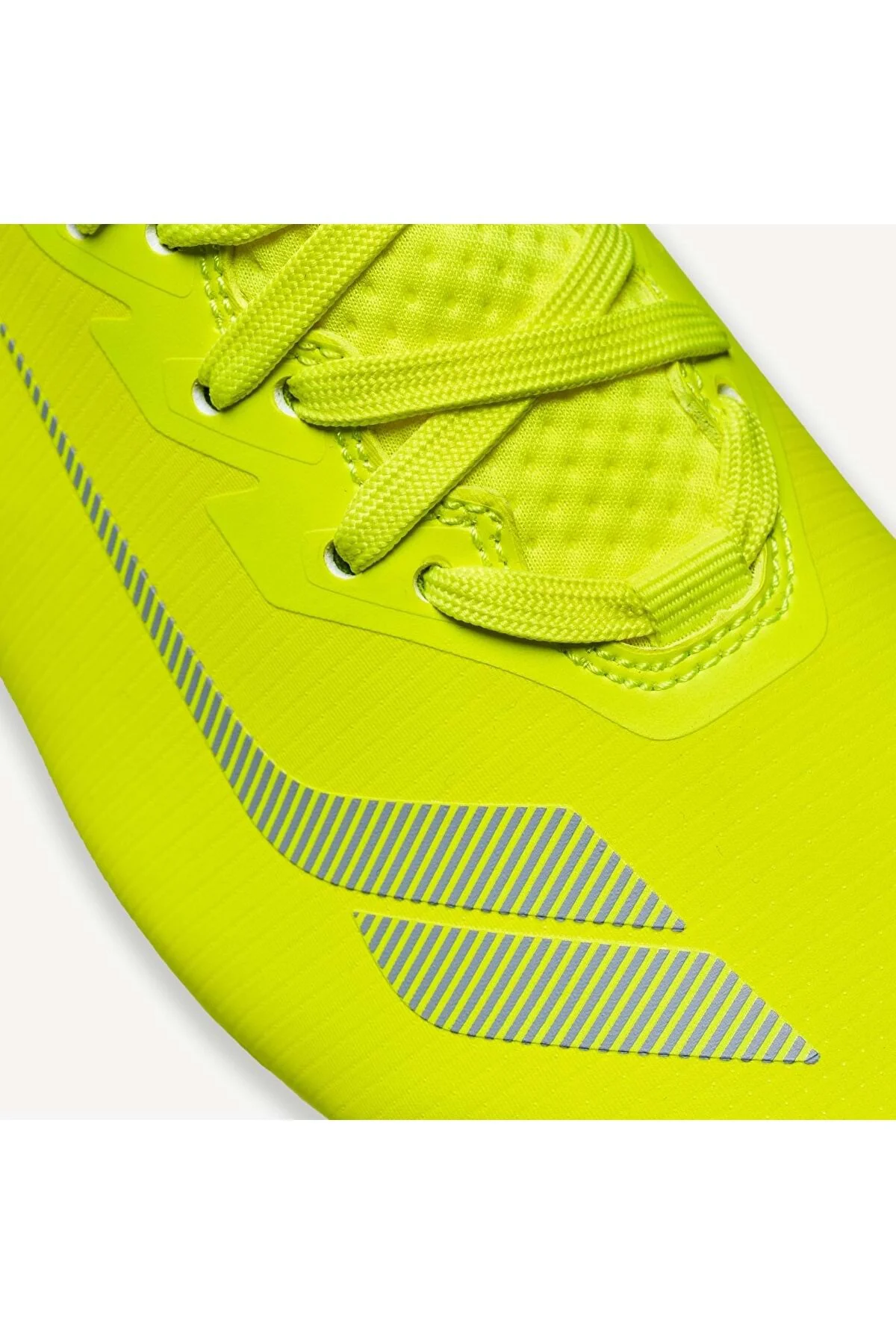 TEMPO 4 ERKEK KRAMPON FUTBOL AYAKKABISI