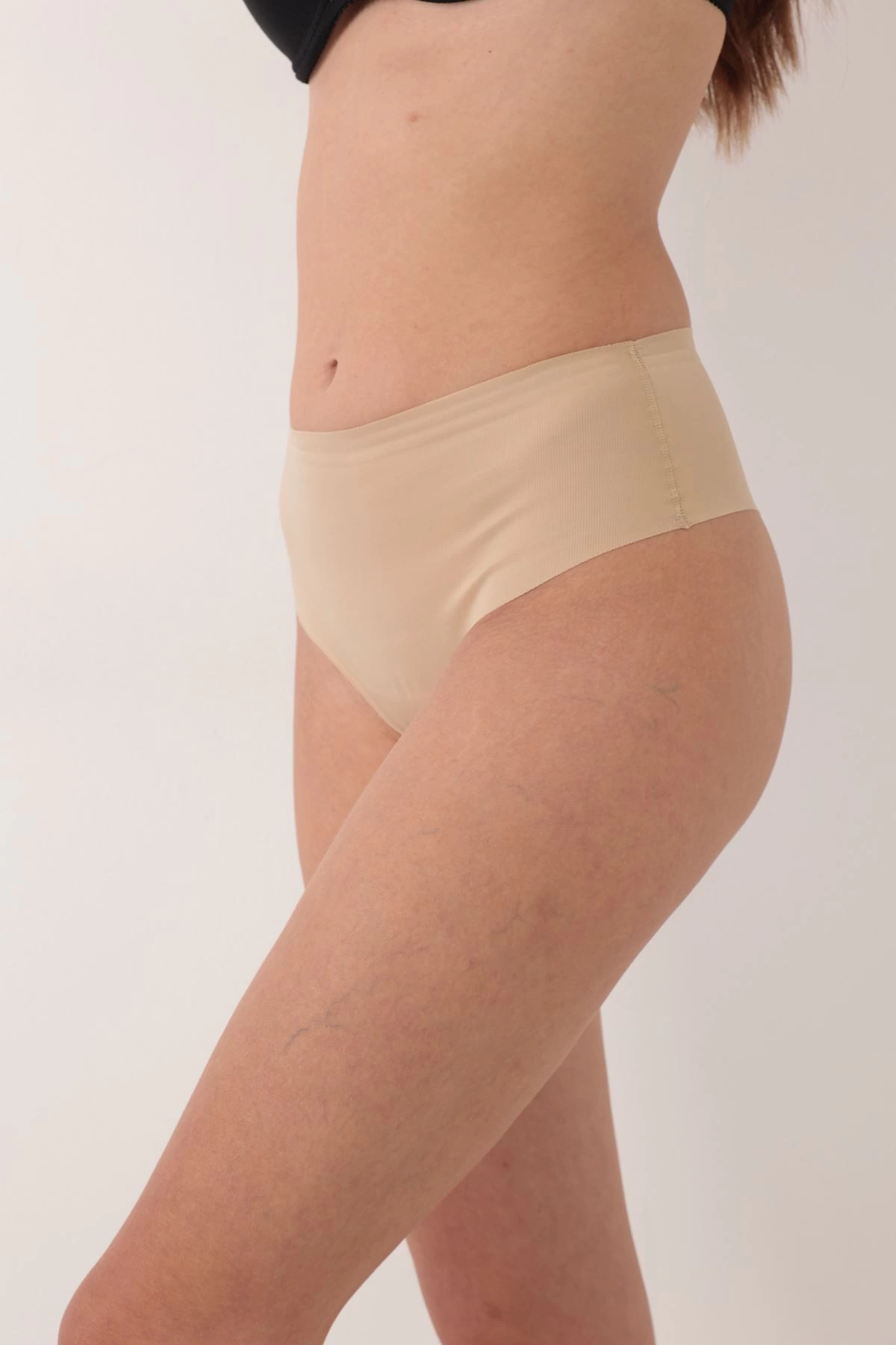 Ten Lazer Kesim Düşük Bel Tangalı Korse Külot