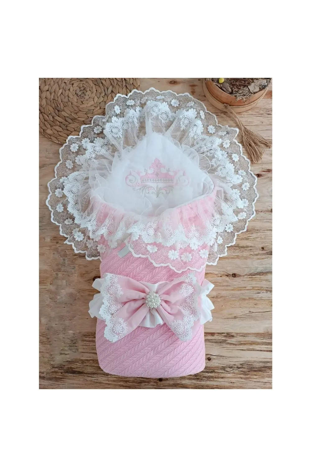 Tericotton Taç Nakışlı İncili Güpür Çift Fiyonk Papatya Güpür Tri