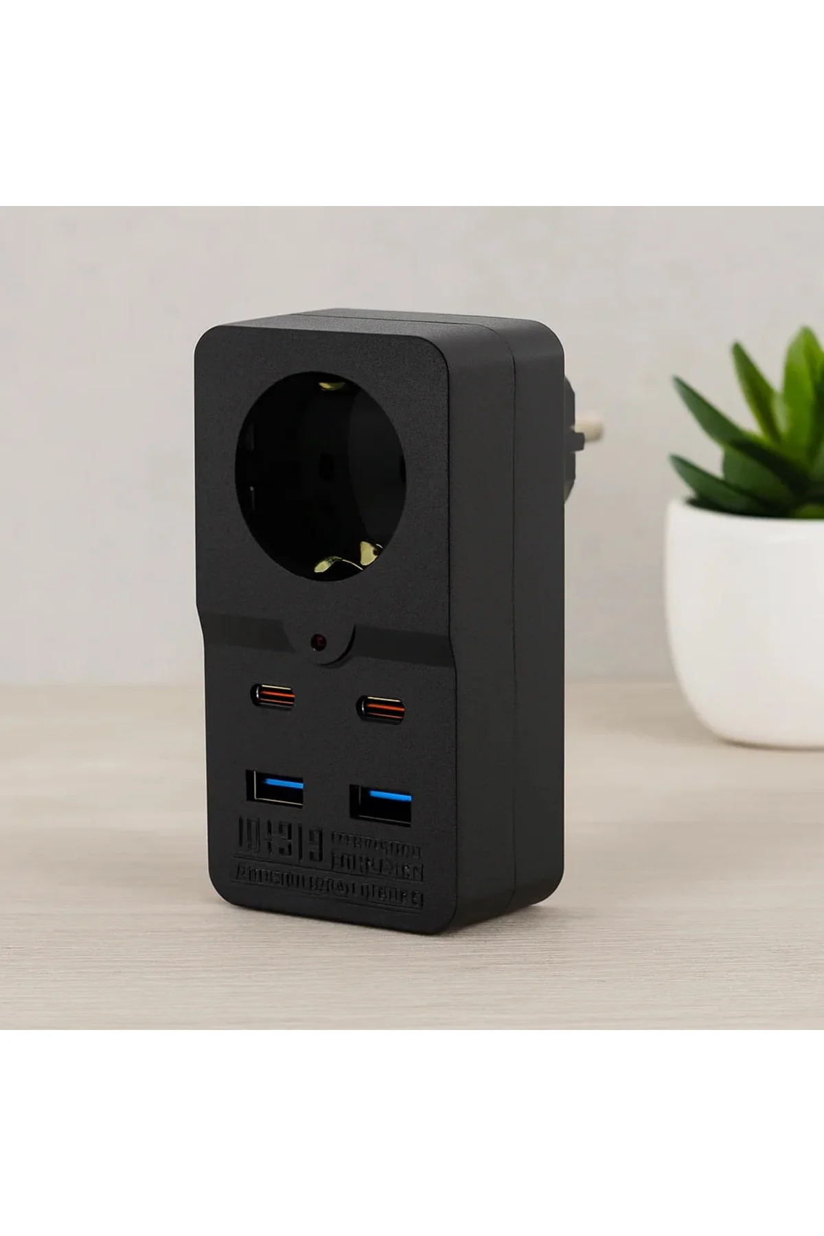 Termal Akım Korumalı Duvar Prizi - 1 Priz, 2xUSB, 2xType-C (10A/2500W) Siyah Termal Akım Korumalı Duvar Prizi - 1 Priz, 2xUSB, 2xType-C (10A/2500W) Siyah