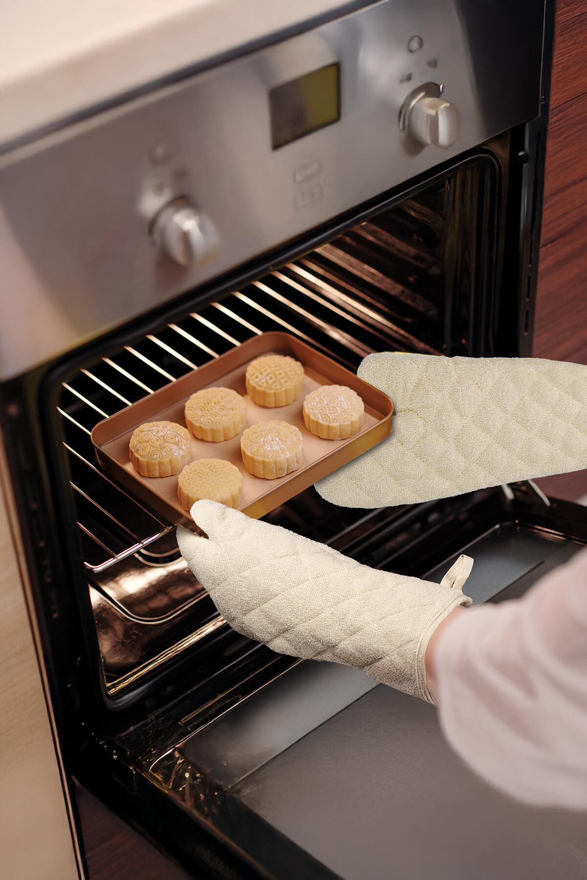 Pazar Kapısı Termo İsıya Dayanıklı 2 Li Fırın Eldiveni Set