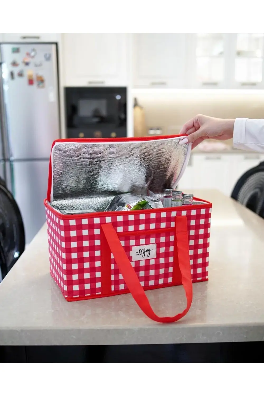 Pazar Kapısı Termo Lüks Piknik Çantası Kırmızı Ekoseli 35 X 20 X 20 Cm