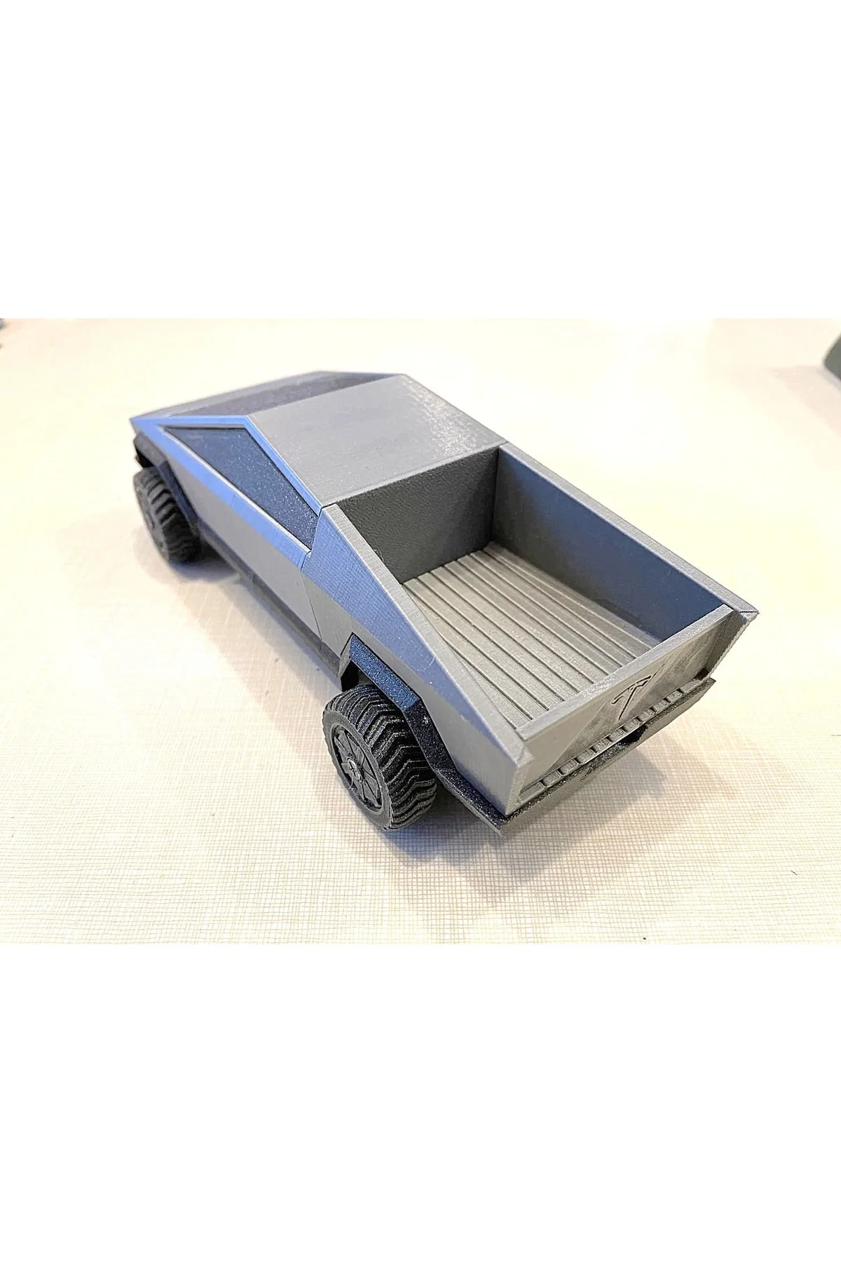 Tesla Cybertruck Maket Biblo Fiyatı, Yorumları ve Özellikleri