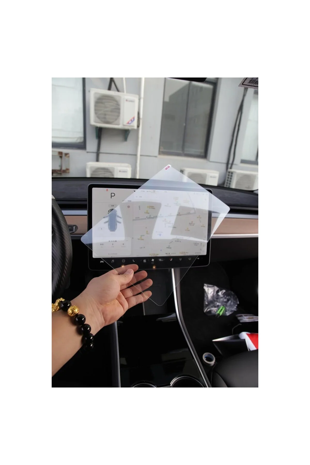 Tesla Model 3 (2024/2025/2026) ve Model Y (2024/2025), Model Y Standard 2026 15.4" Multime