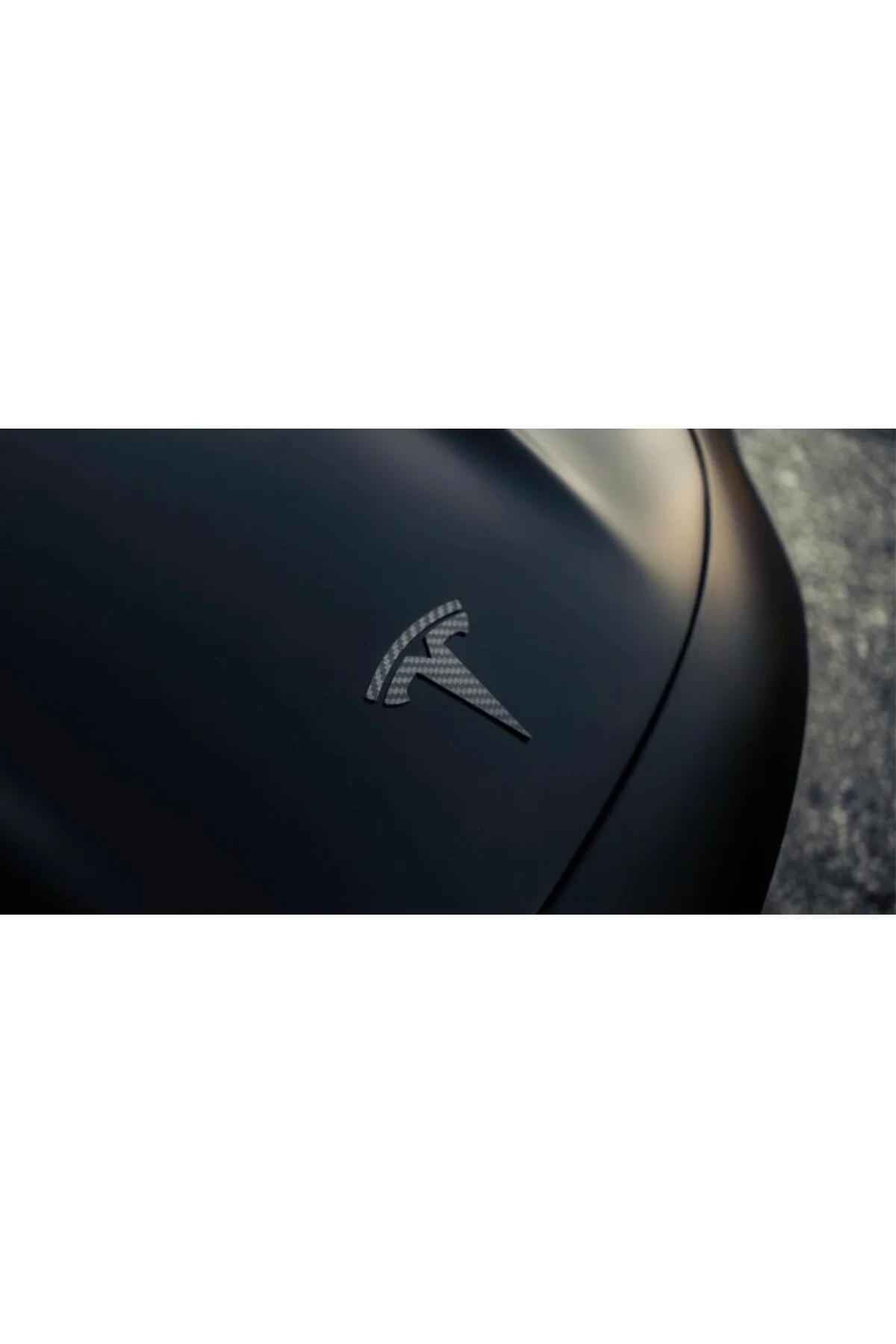 Tesla Model Y ile Uyumlu T Logosu (Ön Kaput + Arka Bagaj + Direksiyon Simit) Parlak Karbon Tesla Model Y ile Uyumlu T Logosu (Ön Kaput + Arka Bagaj + Direksiyon Simit) Parlak Karbon