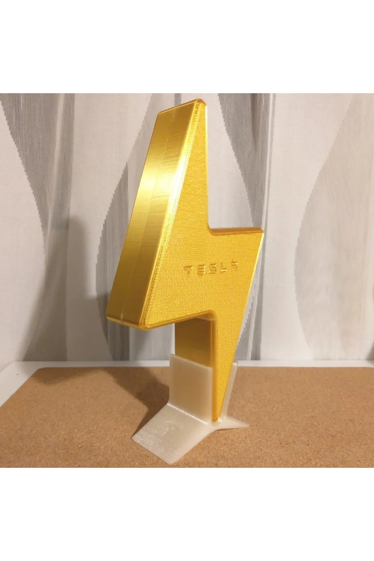 Tesla Tequila Şişesi Dekoratif Biblo