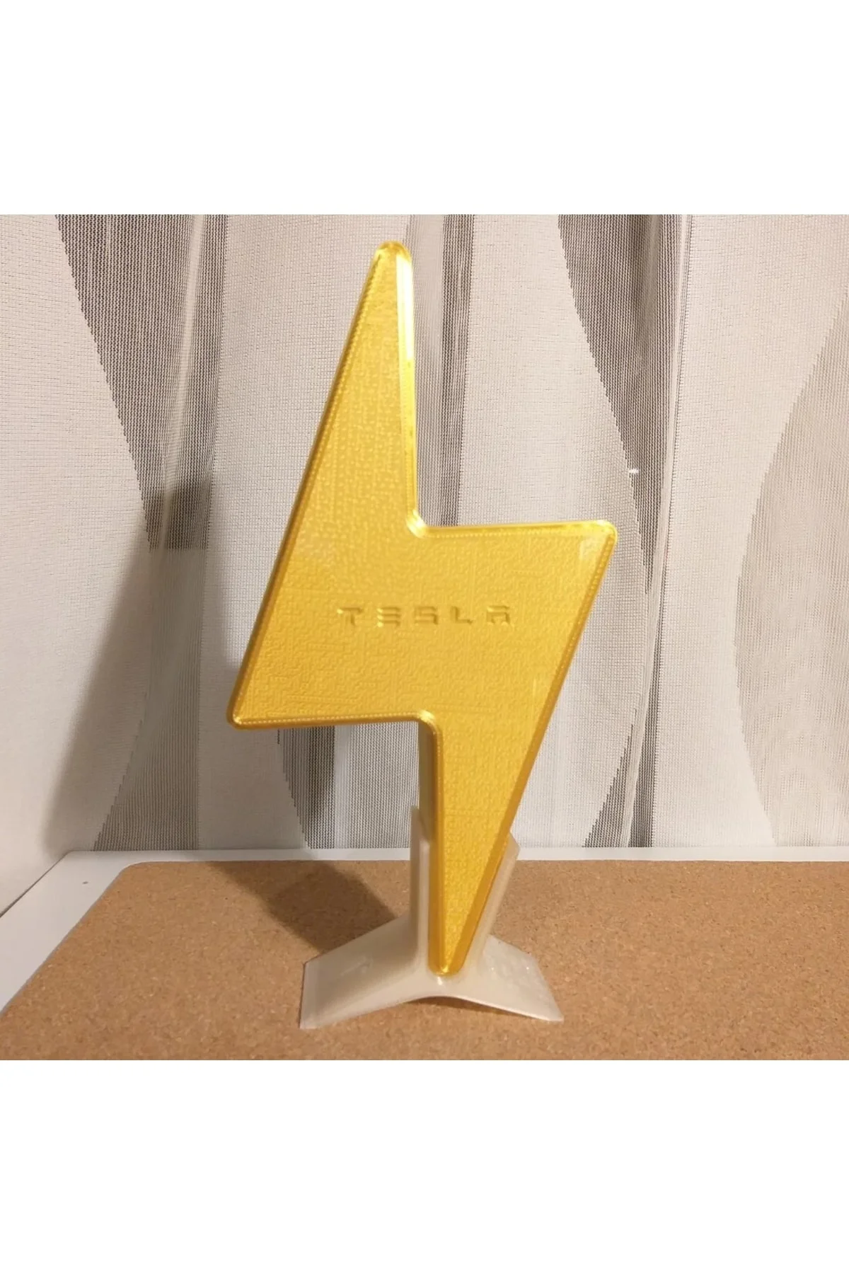 Tesla Tequila Şişesi Dekoratif Biblo