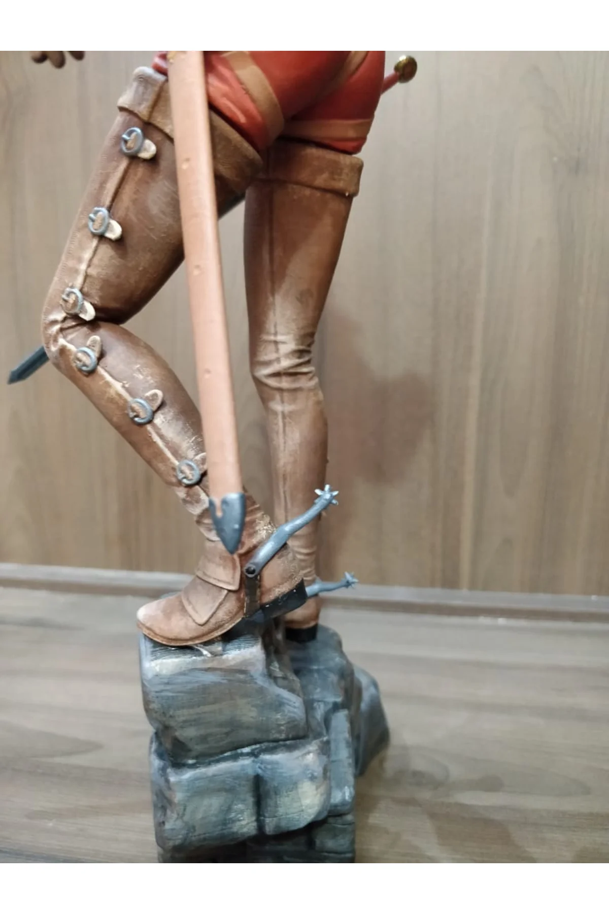 The Berserk Casca Boyalı Figür Büyük Boy 25CM