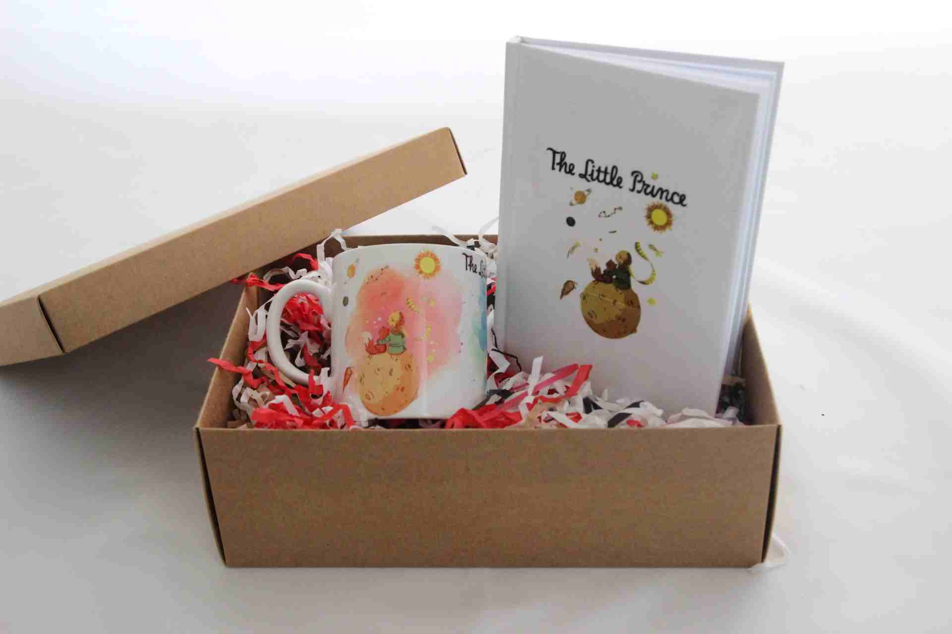 İhtiyaçavm The Little Prince Hediye Seti - Küçük Prens Kupa Bardak  Ve Defter Hediye Seti