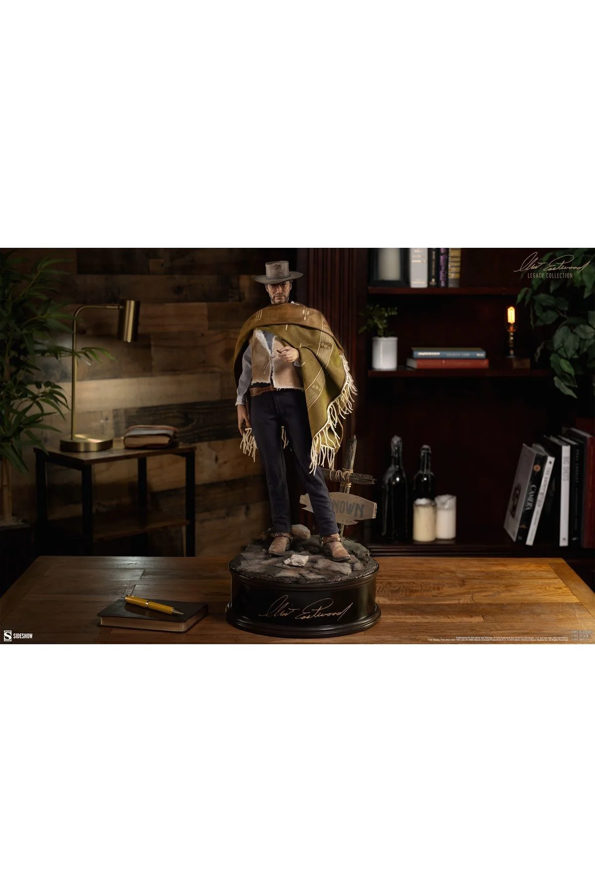 THE MAN WITH NO NAME Premium Format Figure Clint Eastwood