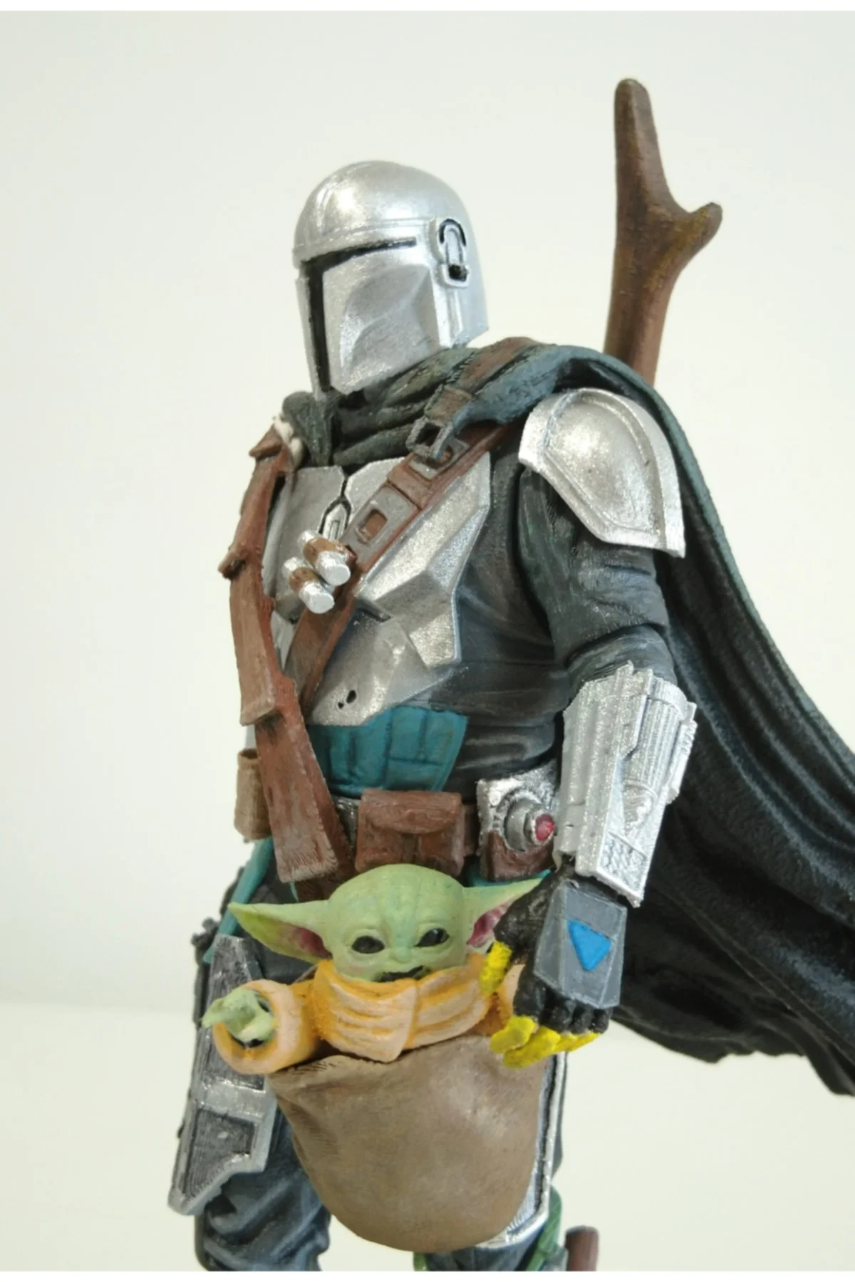The Mandalorian & Bebek Yoda Figür