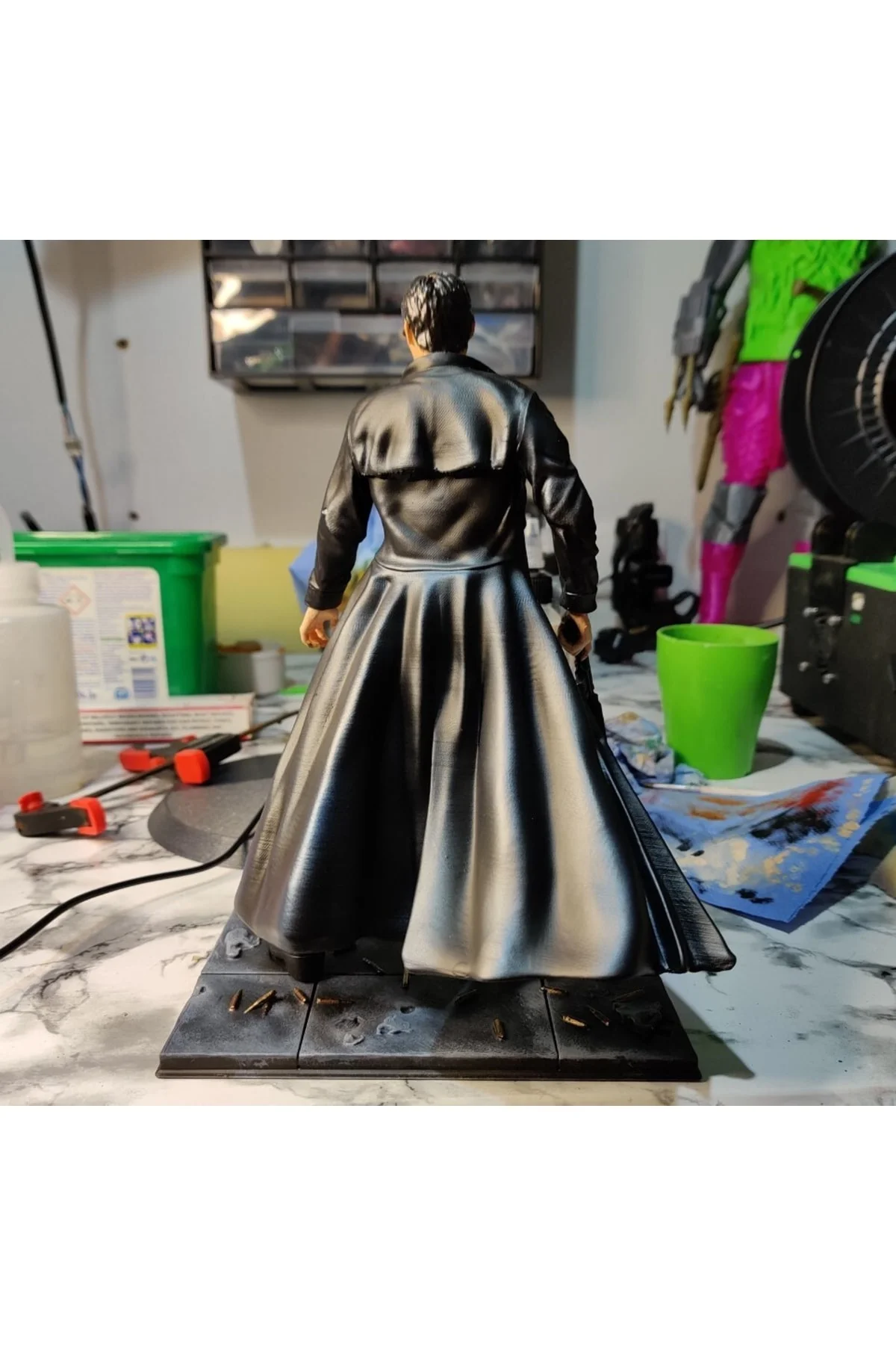 The Matrix Neo Boyalı Figür 25 cm Dev Boy