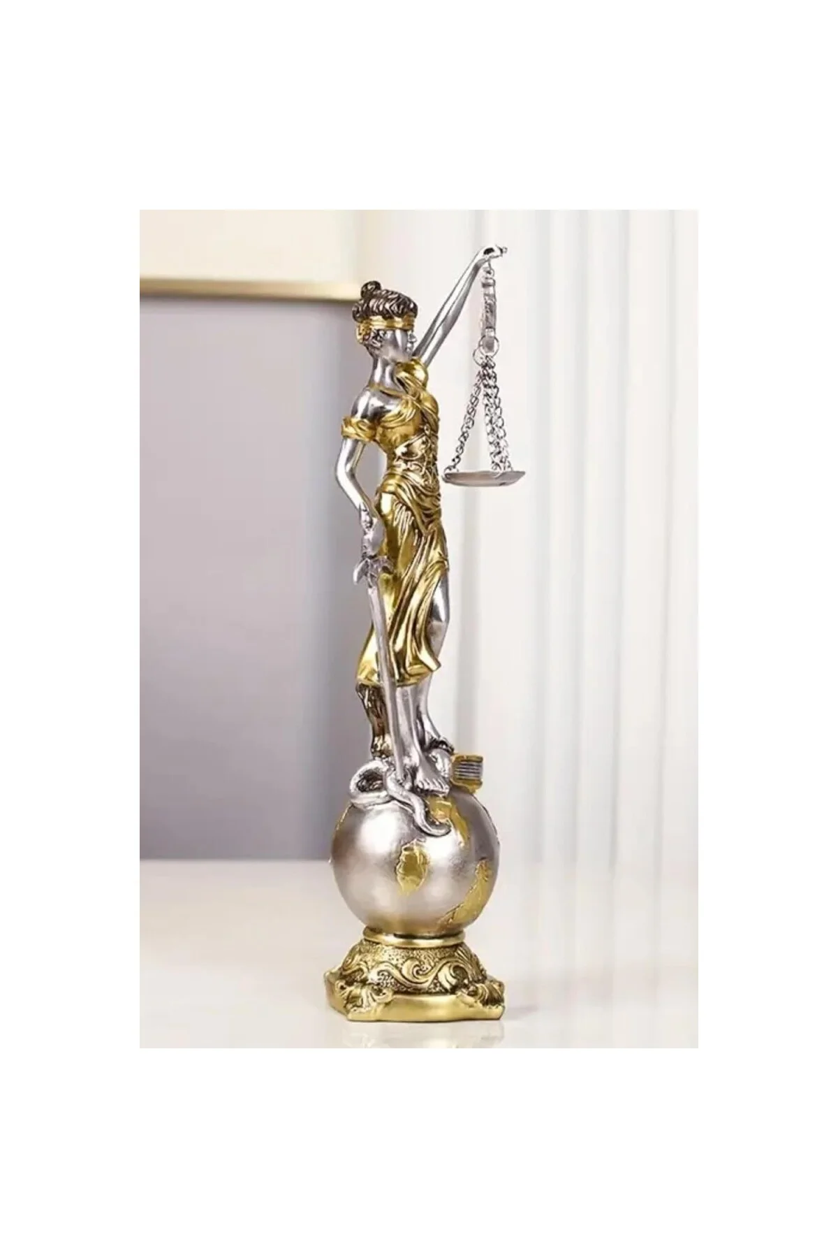 Themis Adalet Terazisi Heykeli ve Dünya Biblo Gümüş 24cm