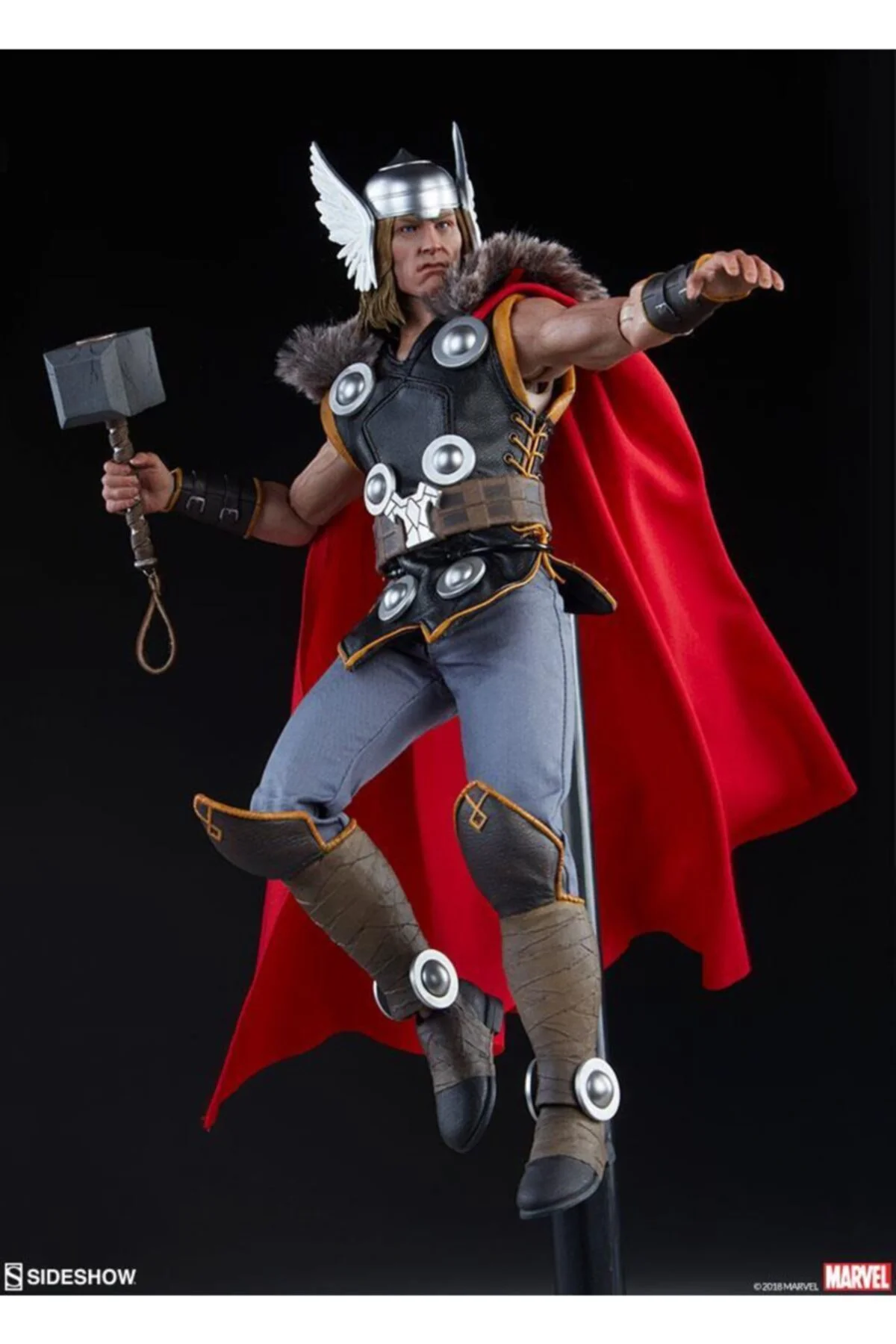 Thor Sixth Scale Figure