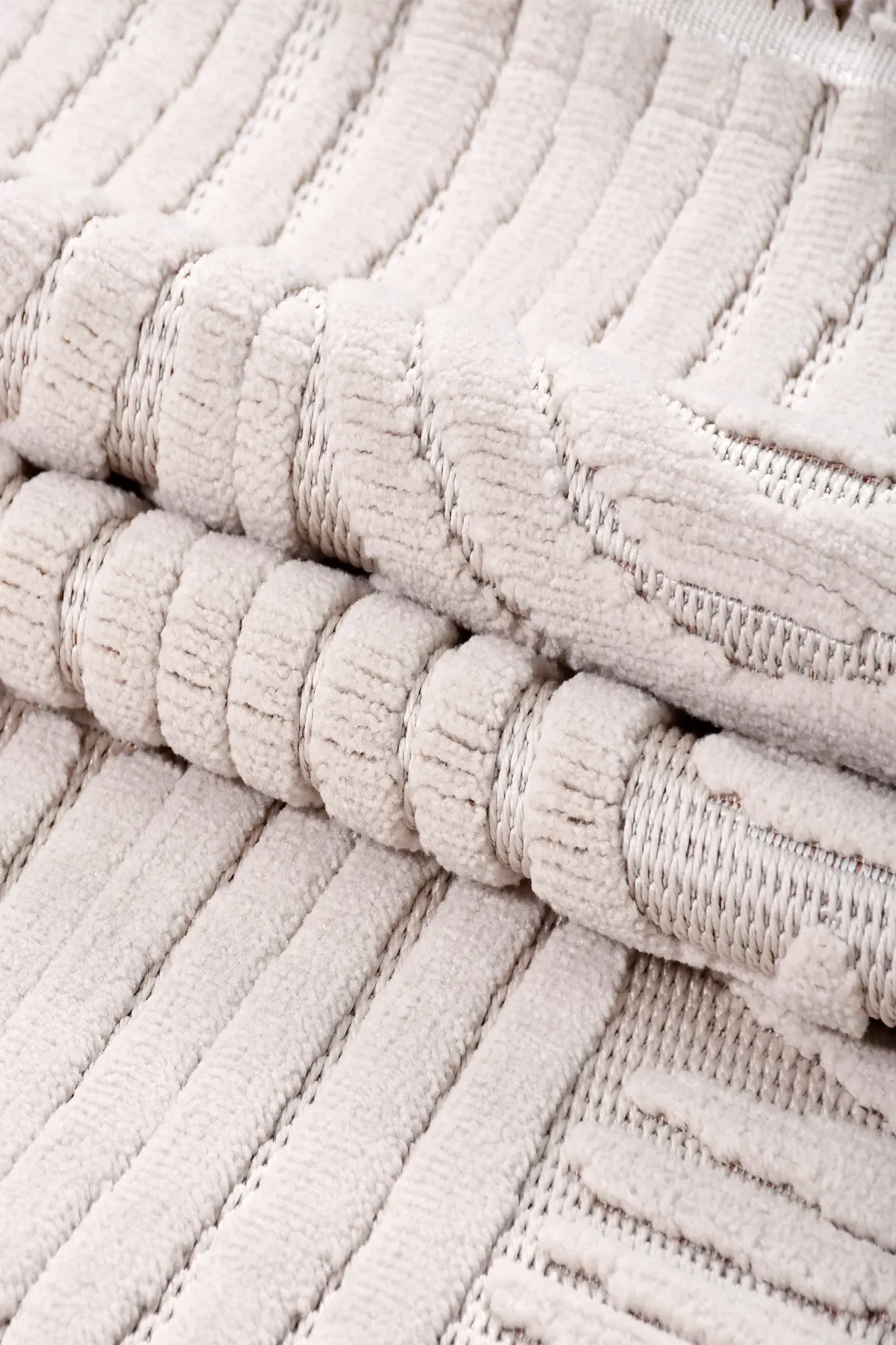 TİGANA Model Oturma Odası Halısı - Doğal Sisal Görünümlü Modern Halı (182.600 İlmek, 9mm Hav) Fiyatı, Yorumları ve Özellikleri