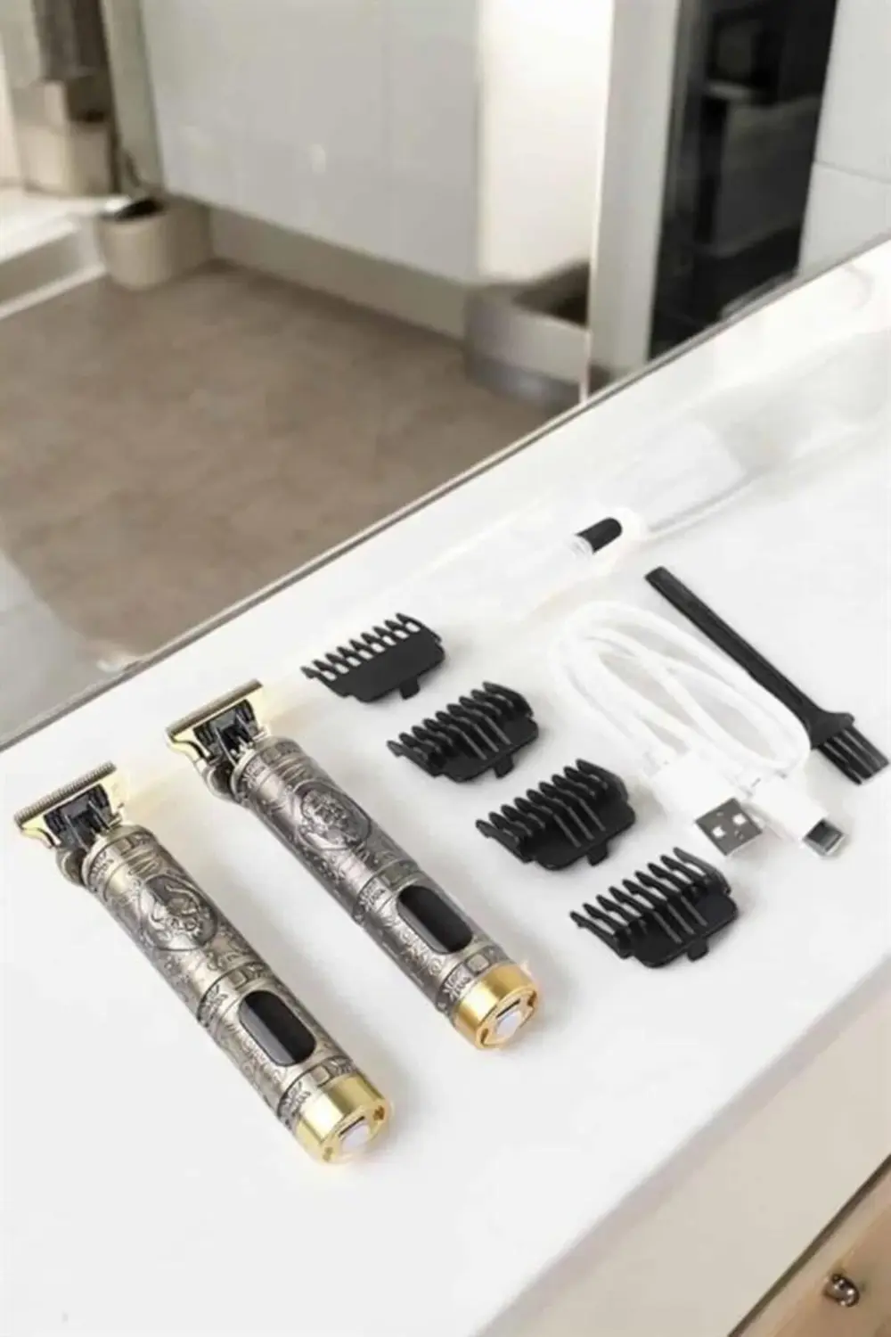 Tıraş Makinesi Şarjlı Profesyonel Saç Kesme Makinesi Gold Çizik T