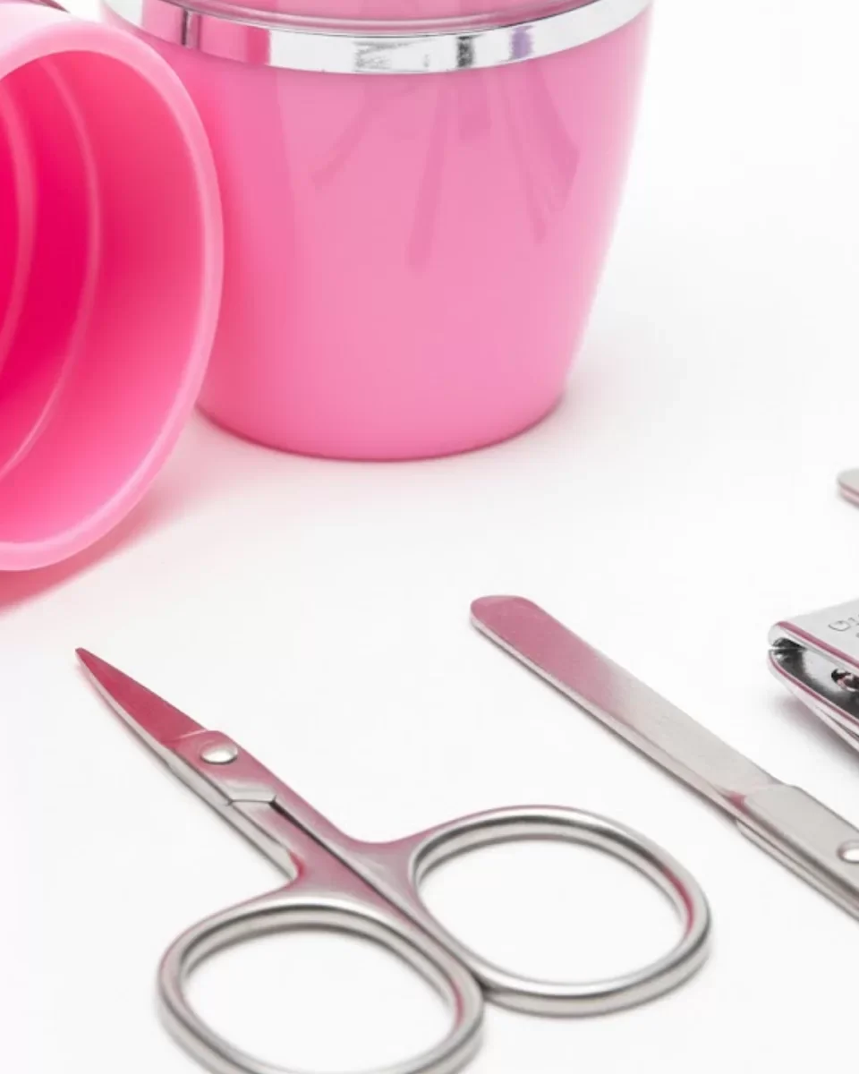 Tırnak Bakım Manikür Pedikür Seti 4 Parça Pembe Pratik Günlük Kullanım Yeni Nesil