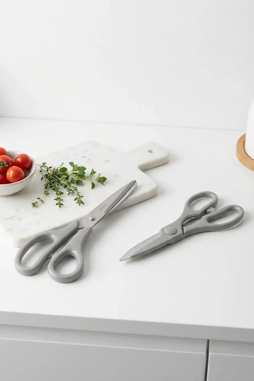 Tırtıklı Ağız 2'li Çok Amaçlı Makas Seti – Büyük Boy Gri, 22 Cm