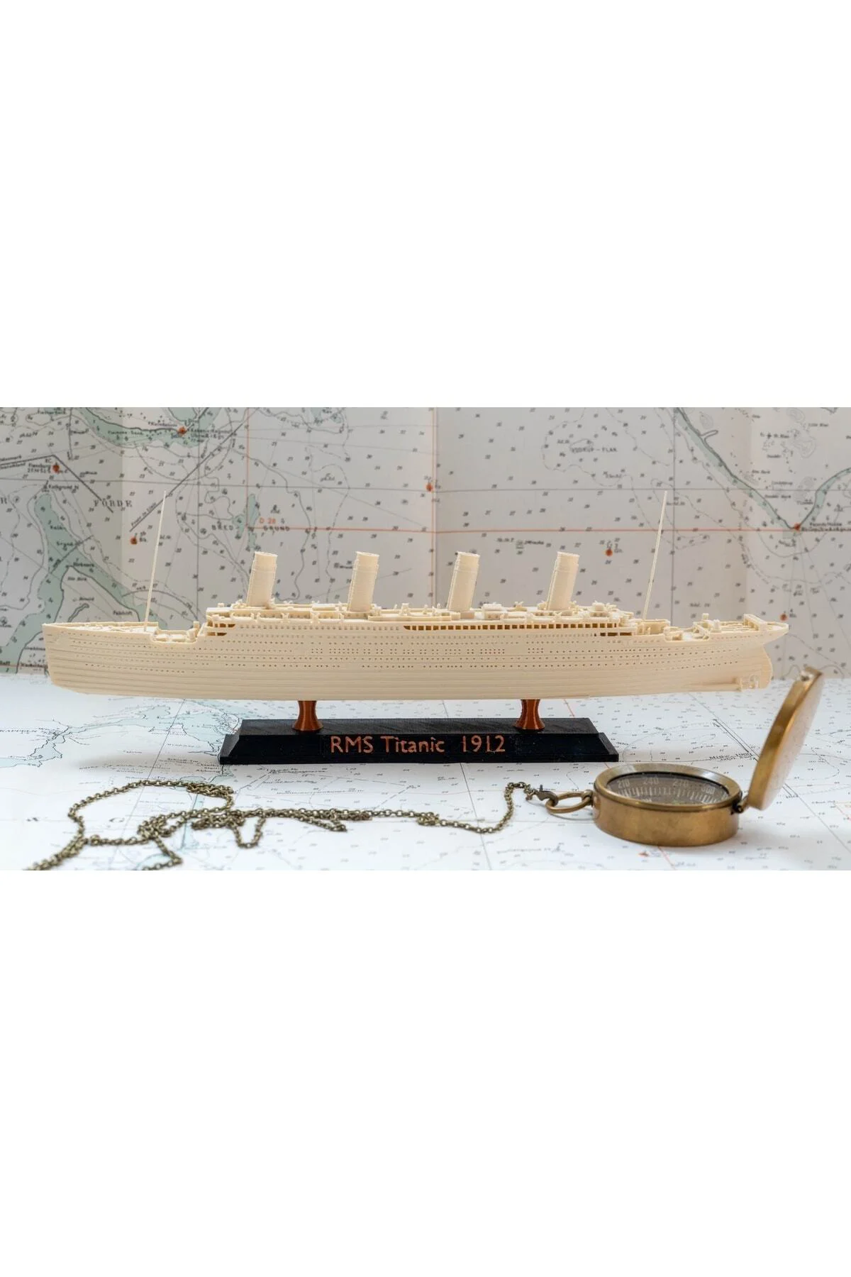 Titanic Standlı Biblo 26 Cm (BÜYÜK BOY) Titanic Standlı Biblo 26 Cm (BÜYÜK BOY)