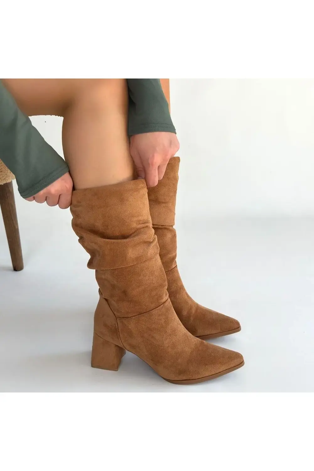 Titen Taba Süet Körüklü Çizme