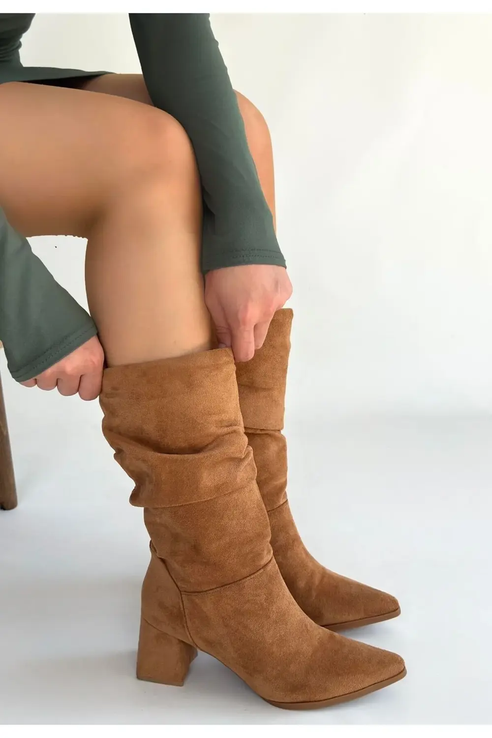 Titen Taba Süet Körüklü Çizme