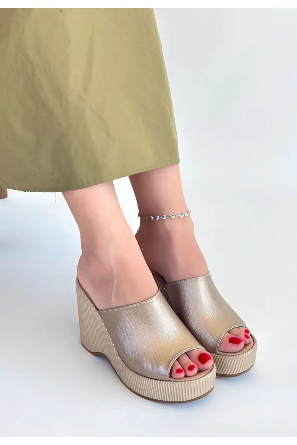 Tlay Bej Cilt Dolgu Topuk Terlik