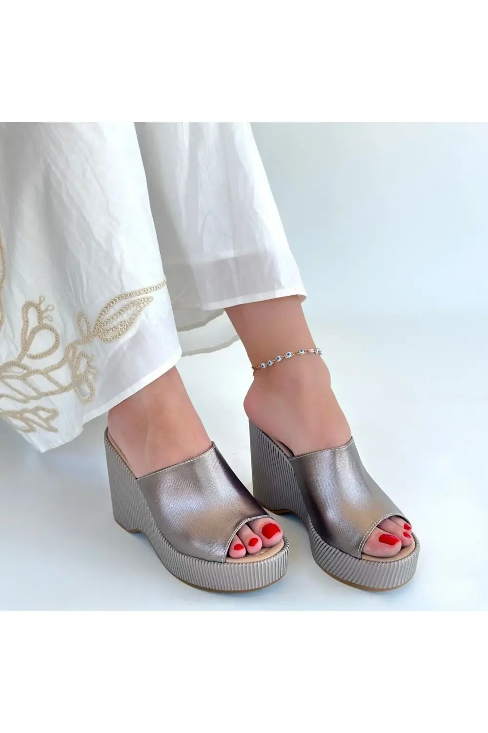 Tlay Platin Cilt Dolgu Topuk Terlik