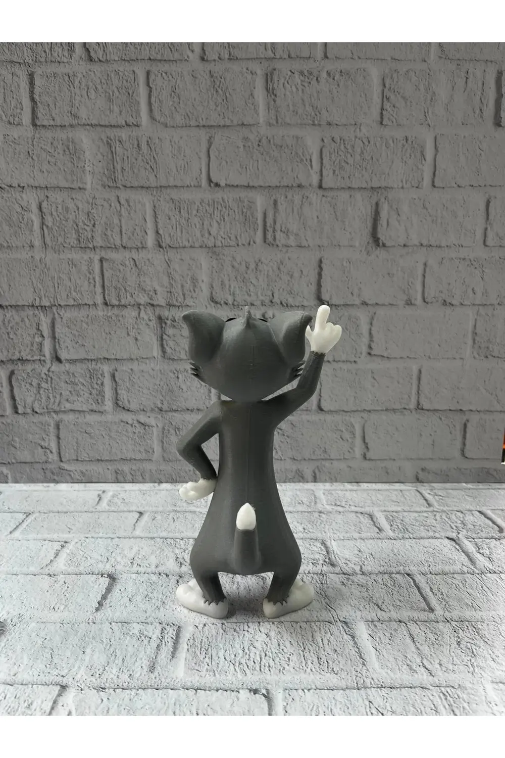 Tom Biblo 22 cm Hediyelik Dekoratif Obje Ev Ofis Süs Eşyası