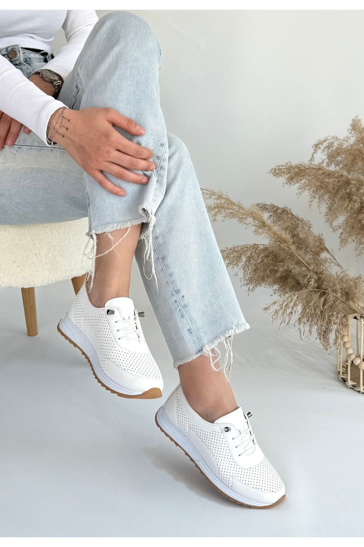 O K Giyim  Tone Beyaz Cilt Bağcıklı Spor Ayakkabı