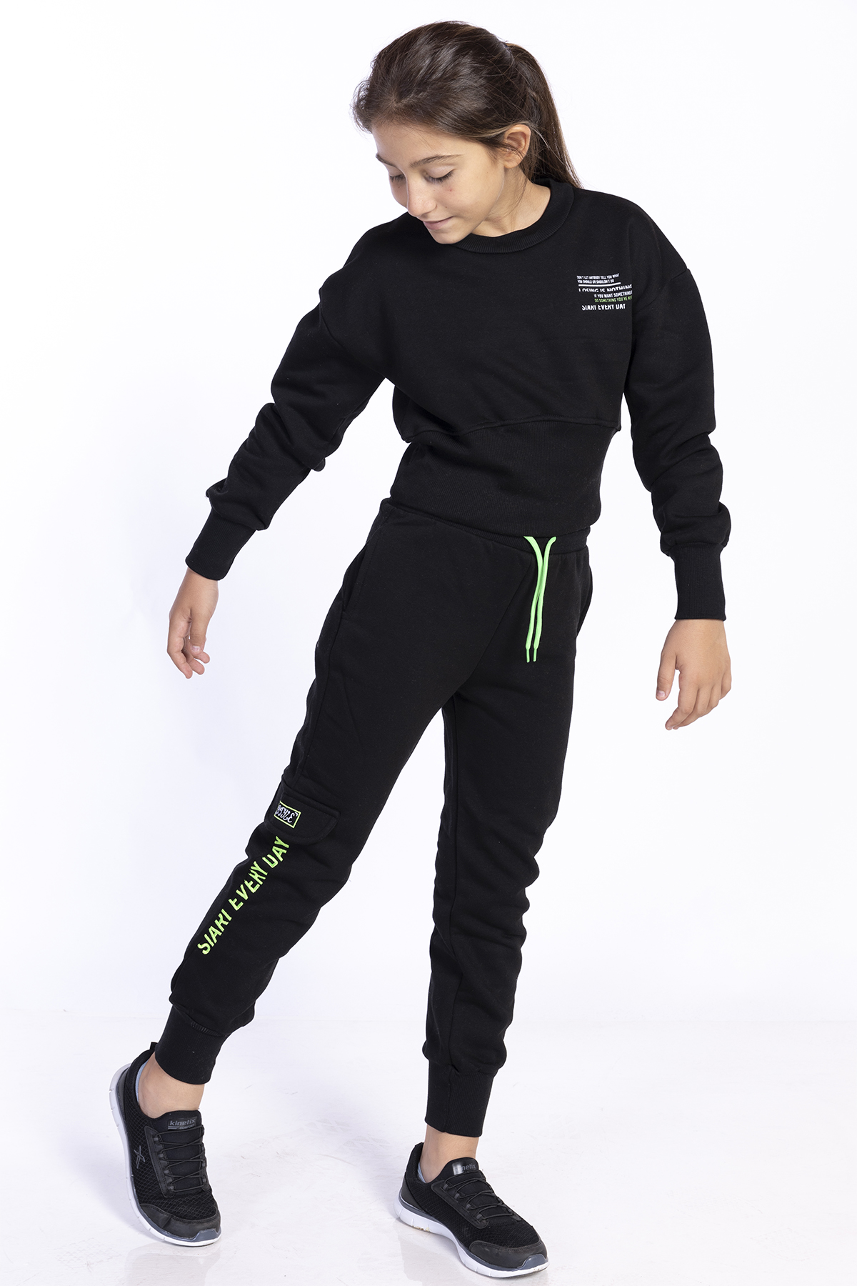 Toontoy Kız Çocuk Bisiklet Yaka Düşük Kol Crop Eşofman Takım