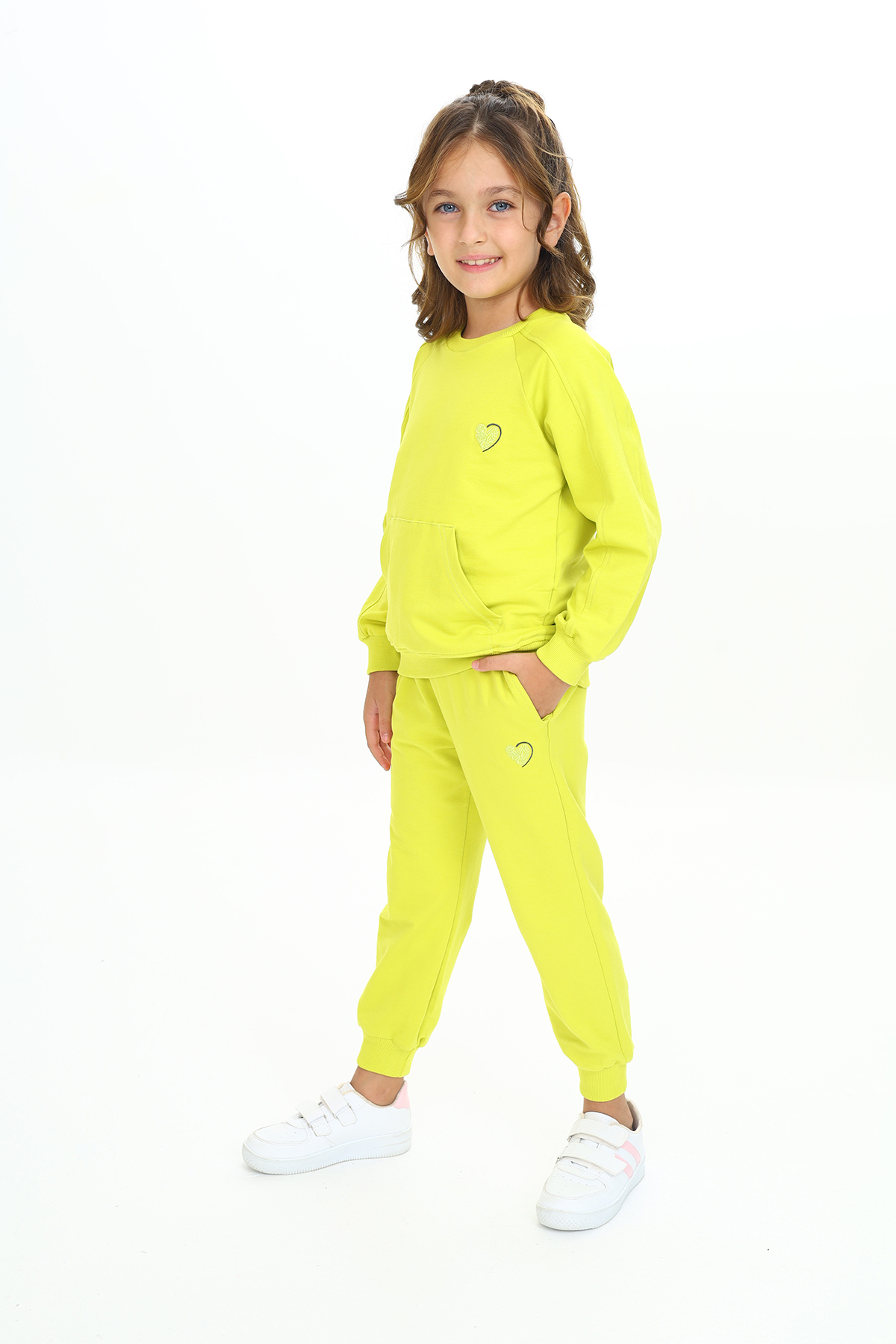 Toontoy Kız Çocuk Reglan Kol Kanguru Cepli Nakışlı Eşofman Takım