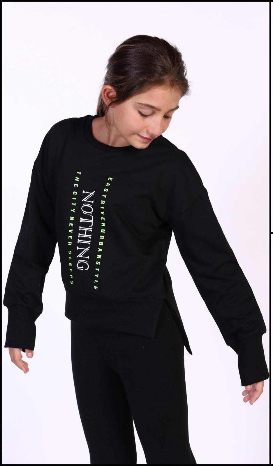 Toontoy Kız Çocuk Nakış Detaylı Sweatshirt
