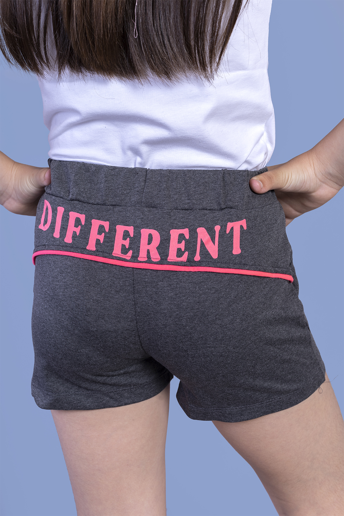 Toontoy  Kız Çocuk İki Yanı Cepli Arkası Baskı Detaylı Şort