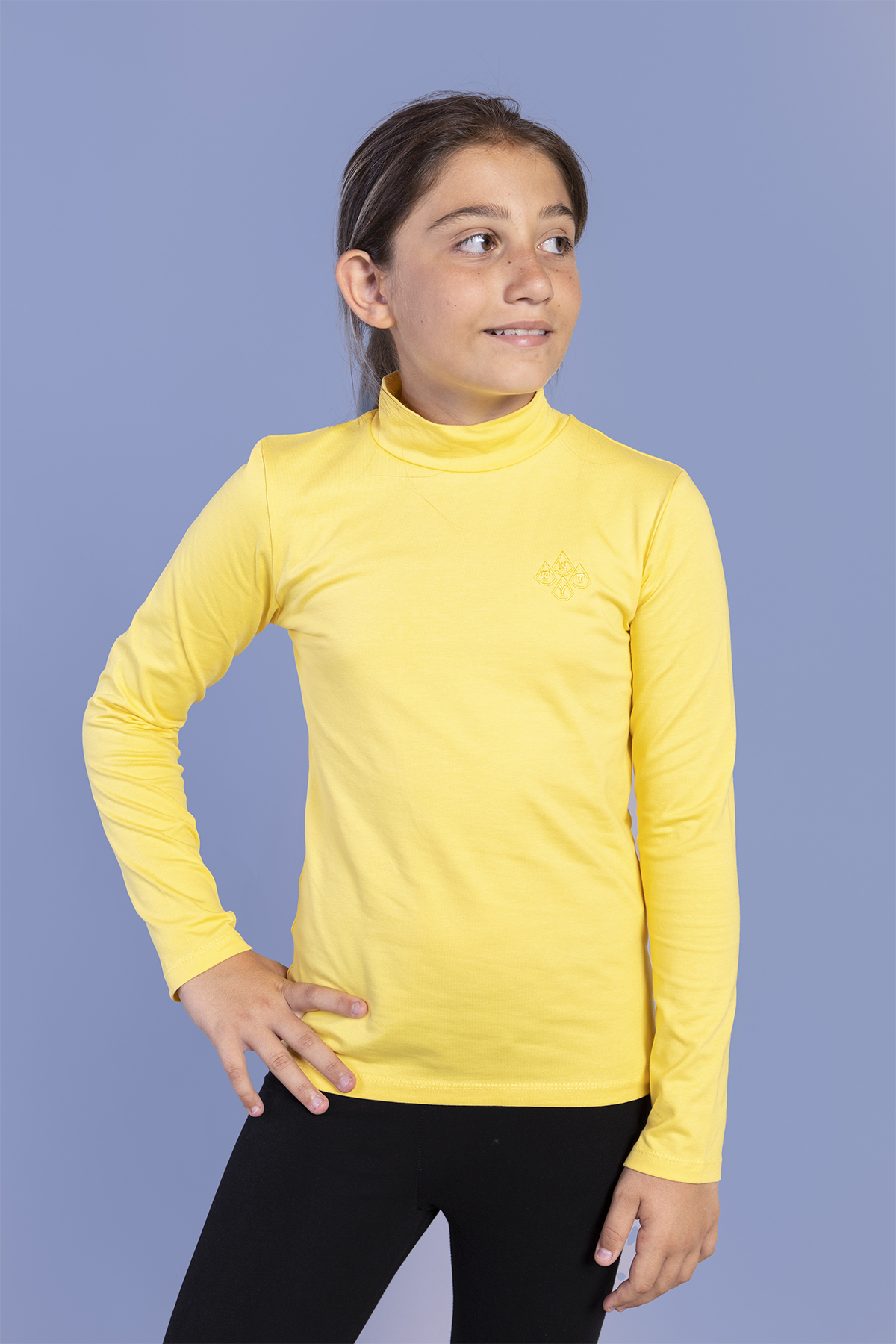 Toontoy  Kız Çocuk Nakışlı Balıkçı Yaka Okul Tişörtü