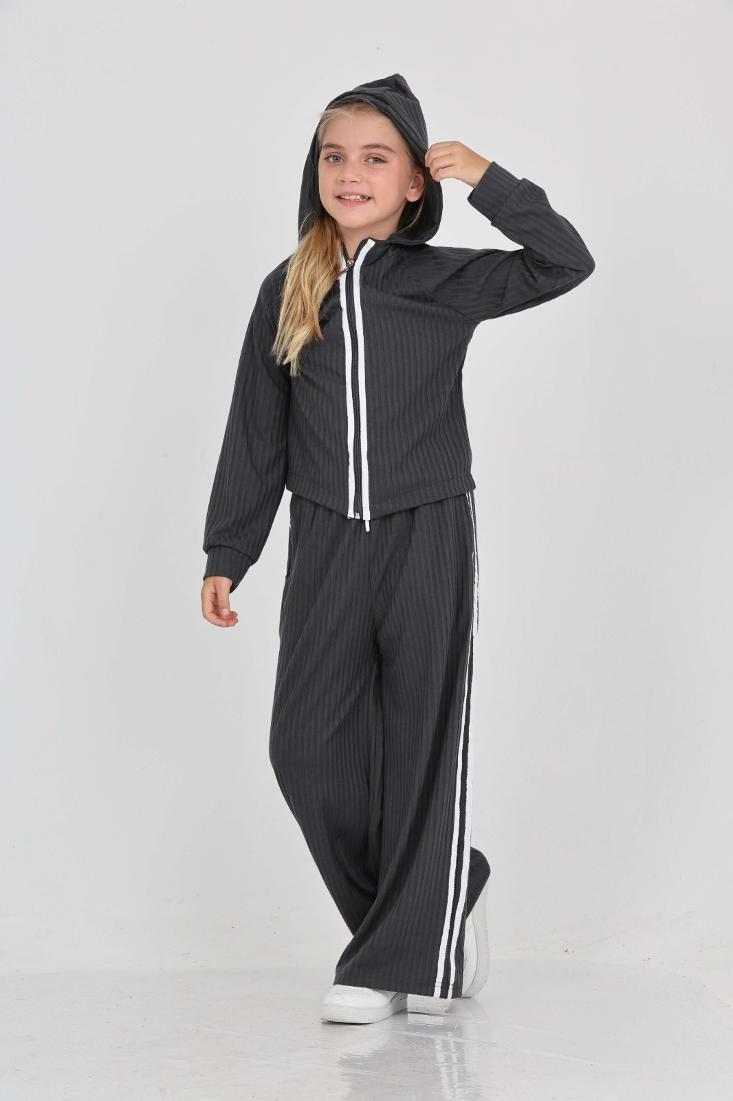 Toontoy Kız Çocuk Şerit Detaylı Eşofman Takım