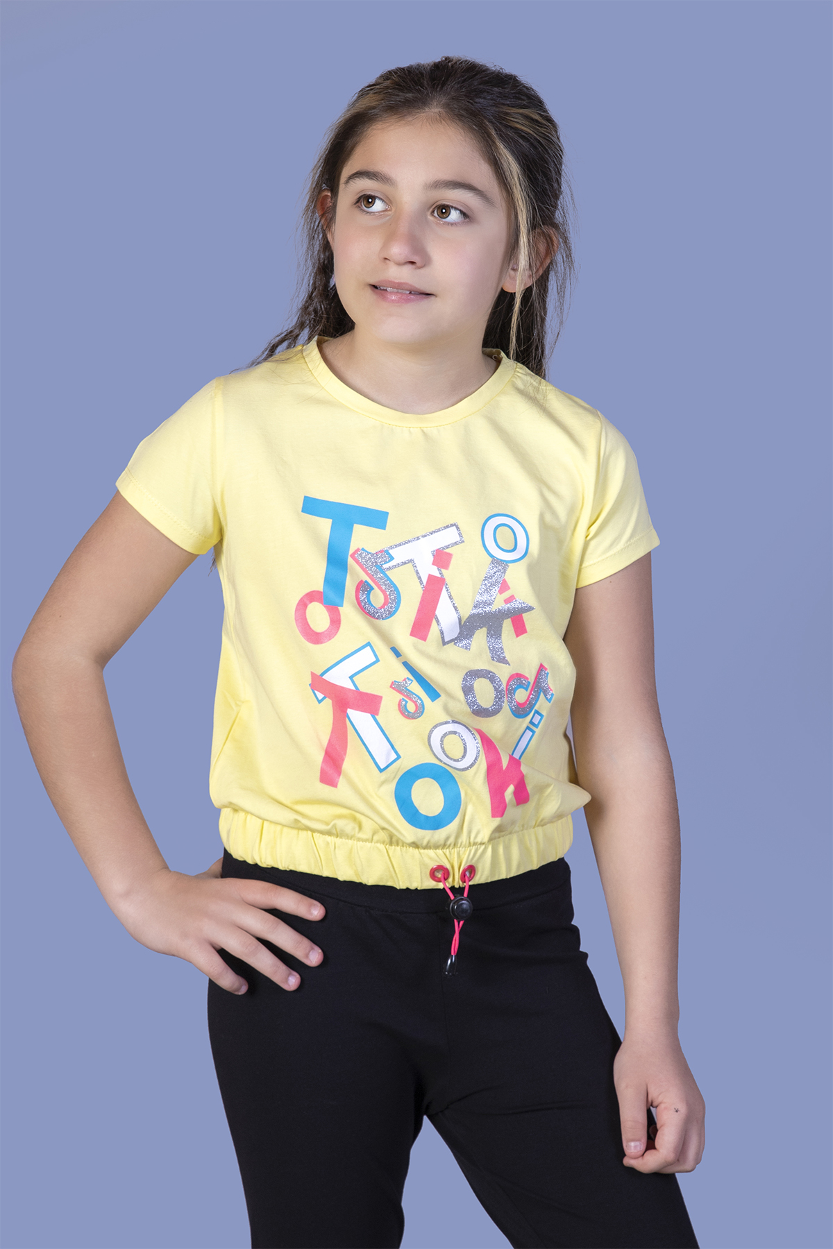 Toontoy Kız Çocuk Renkli Tiktok Baskılı Tişört