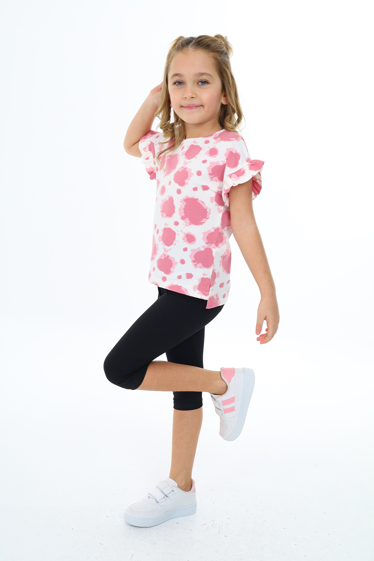 Toontoy Kız Çocuk Batik Desenli Armalı Kaprili Takım