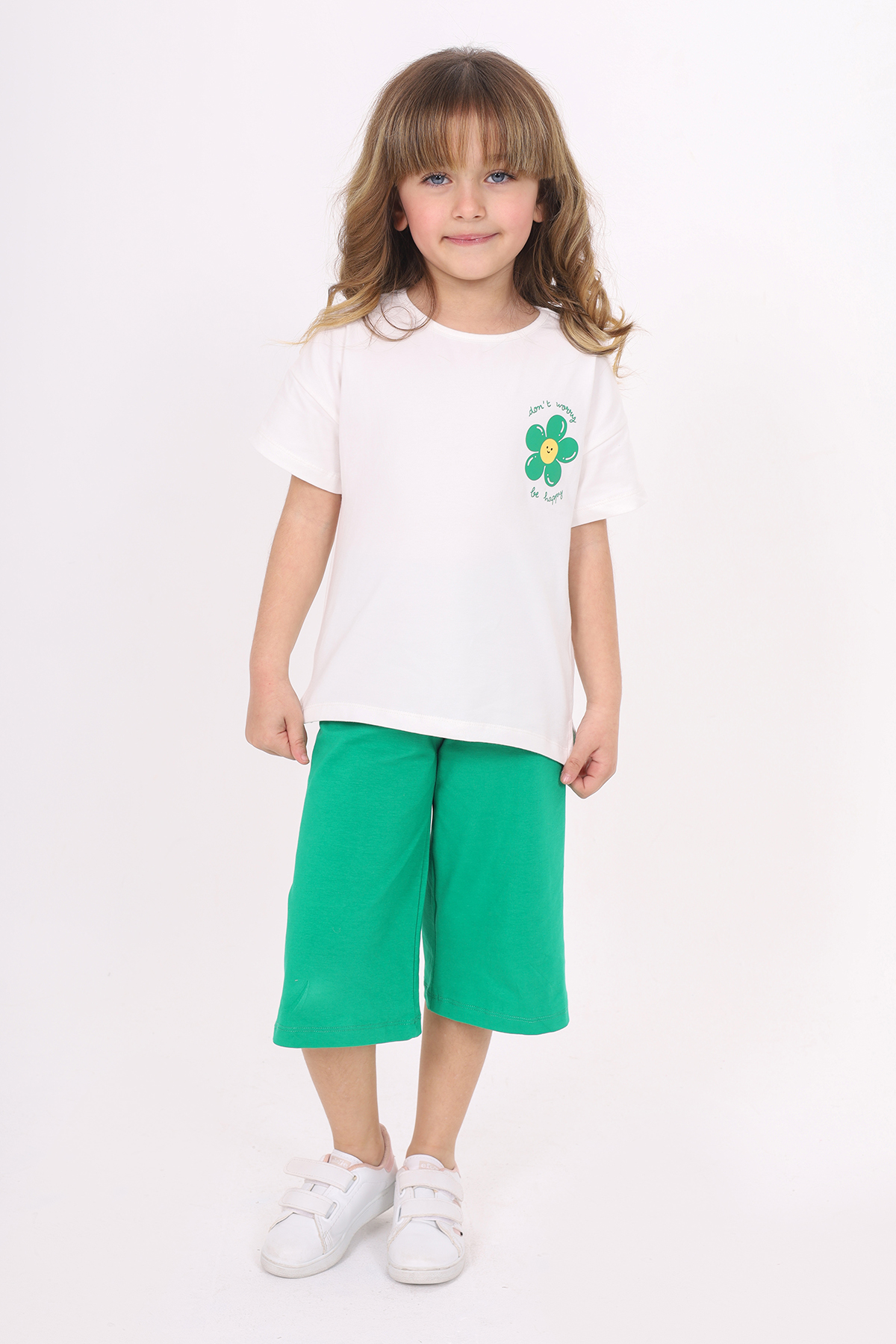 Toontoy Kız Çocuk Çiçek Yazı Baskılı Kaprili Takım