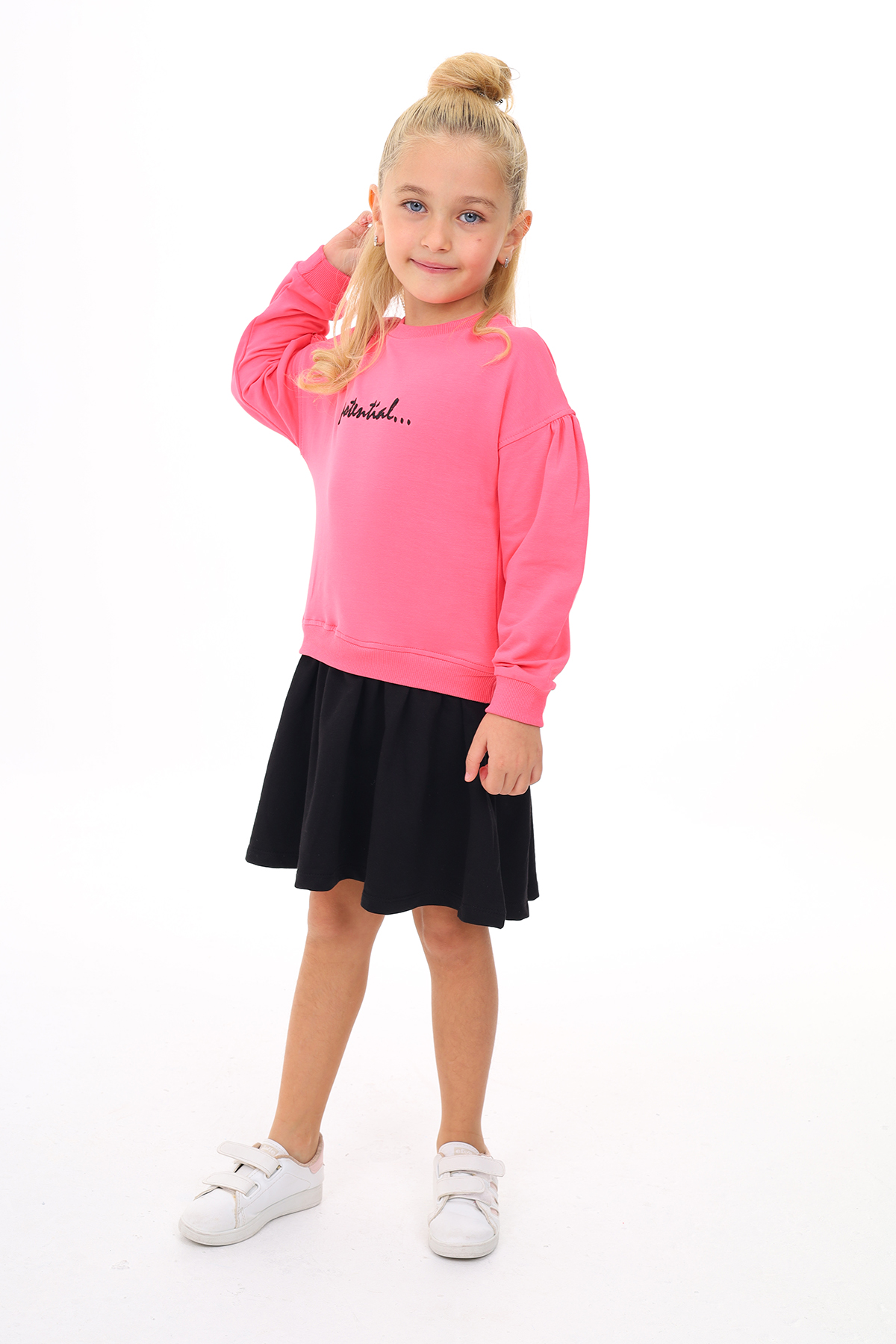 Toontoy Kız Çocuk Yaka Çiçek Dantelli İncili Okul Tişört