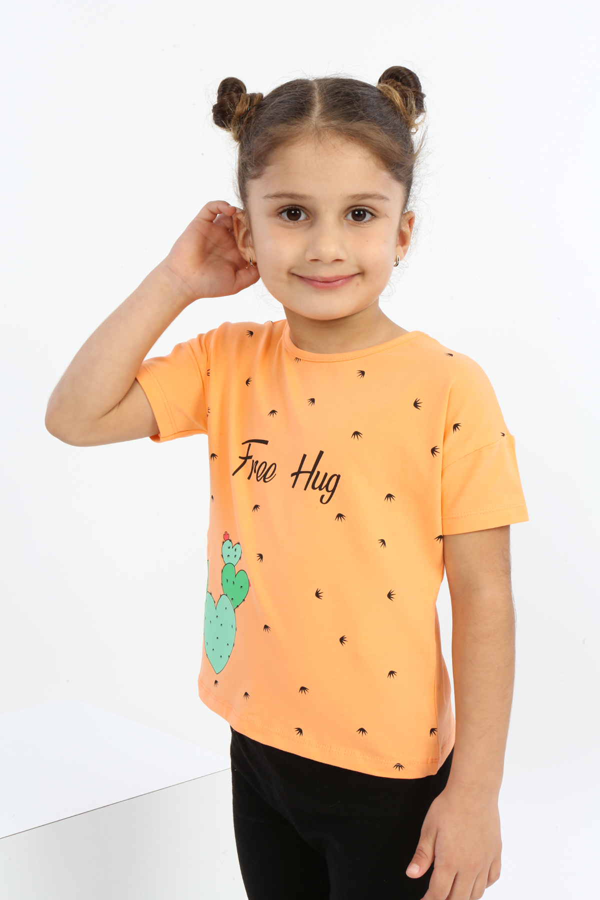 Toontoy Kız Çocuk Free Hug Kalpli Baskılı Tişört