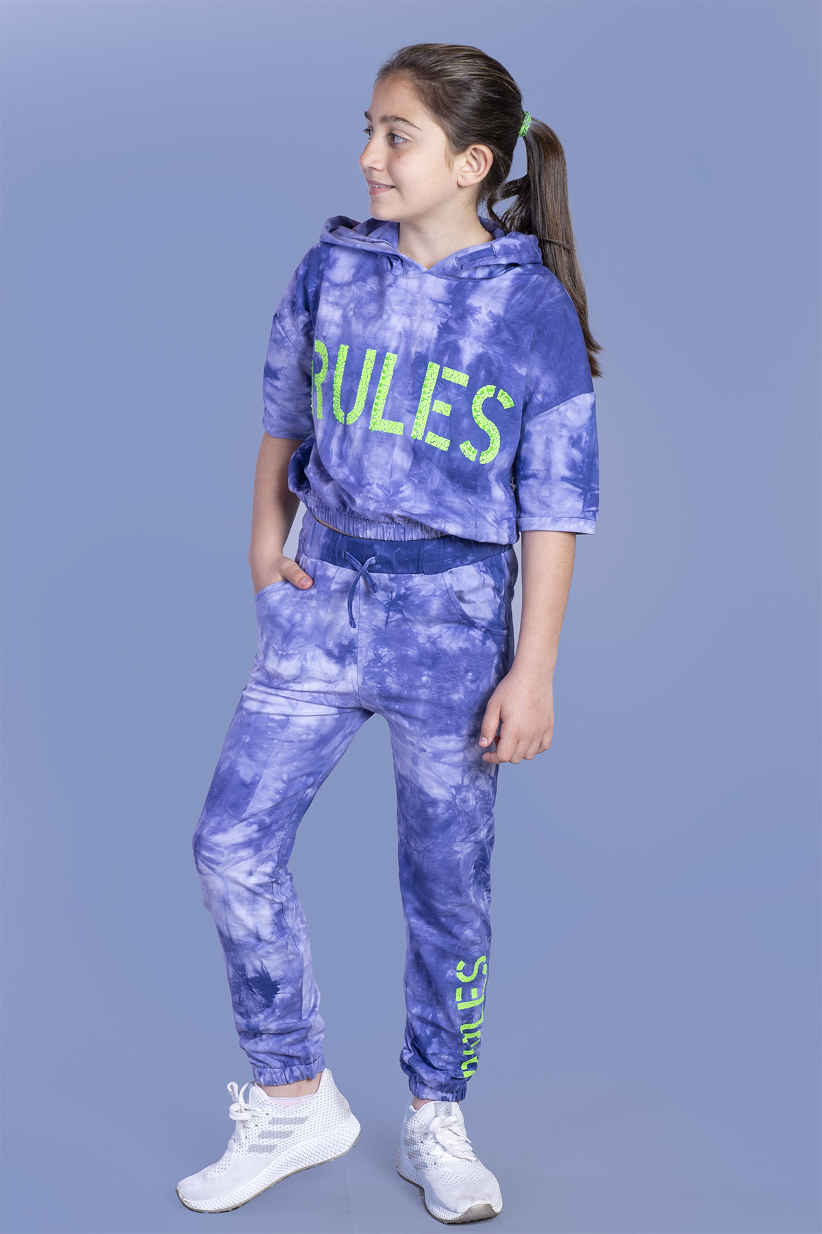 Toontoy Kız Çocuk Rules Baskılı Batik Desenli Crop Eşofman Takımı