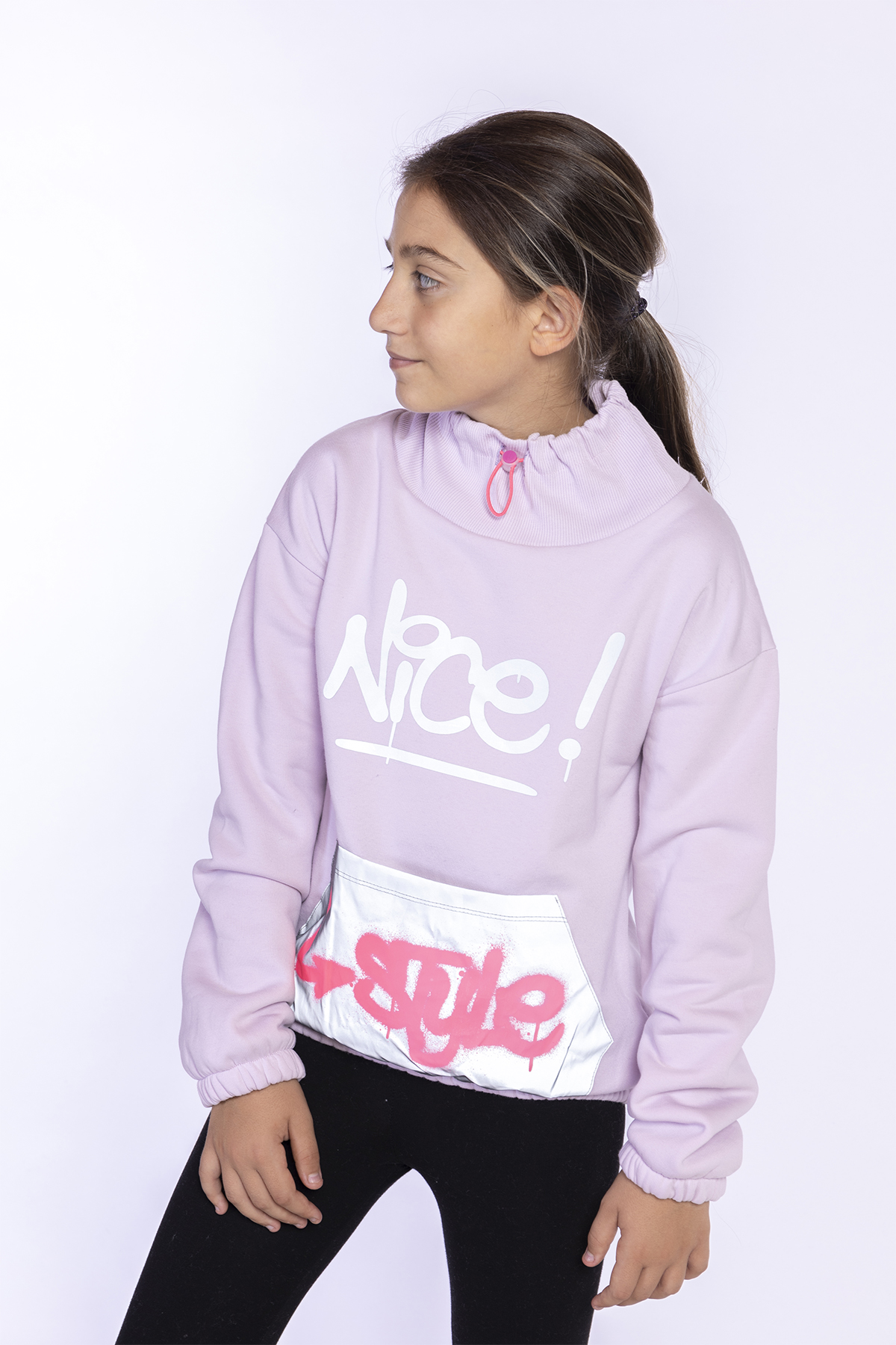 Toontoy Kız Çocuk Bol Yaka Reklektörlü Kanguru Cepli Sweatshirt