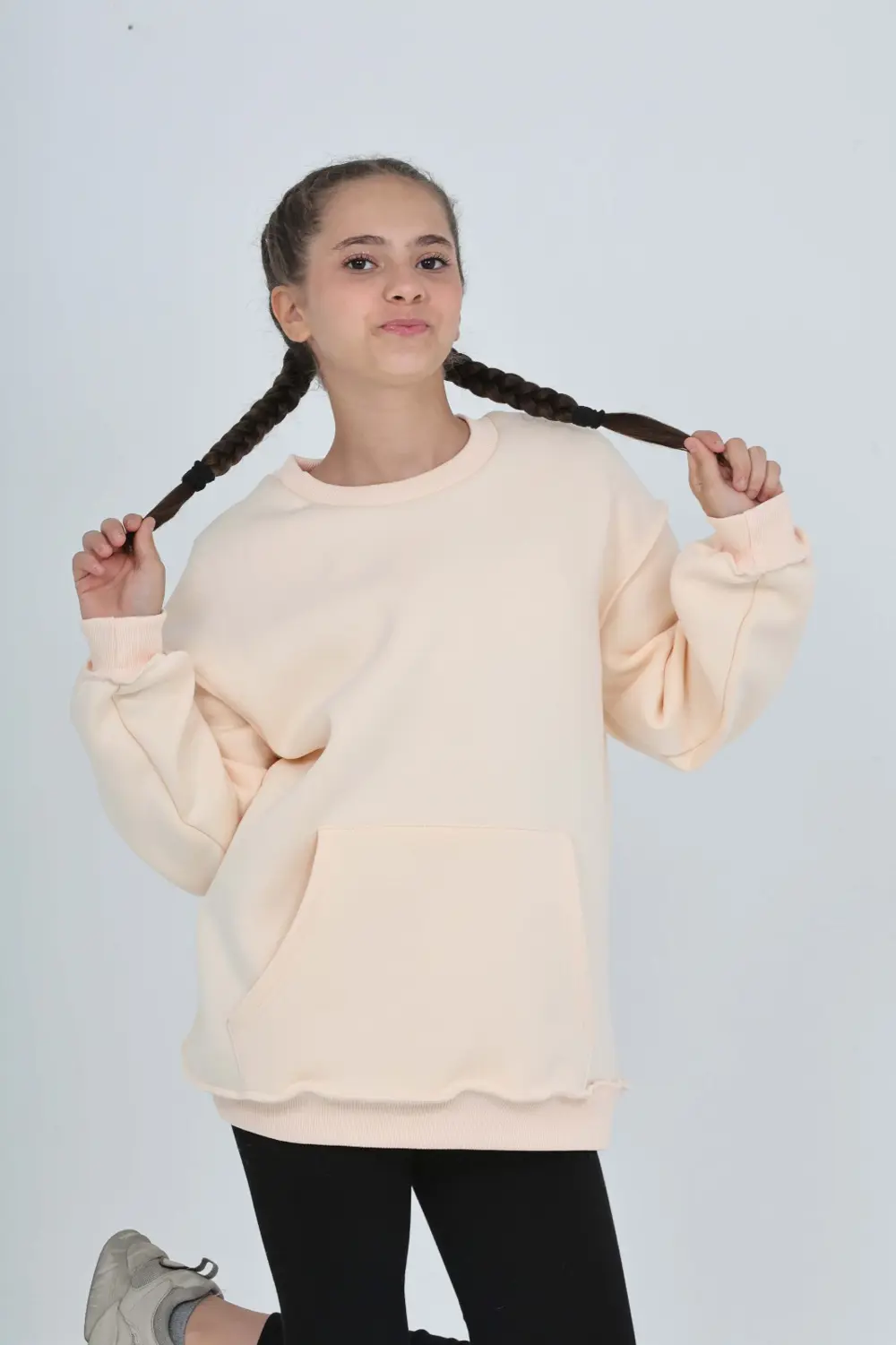 Toontoy Kız Çocuk Arka Eva Nakışlı Sweatshırt