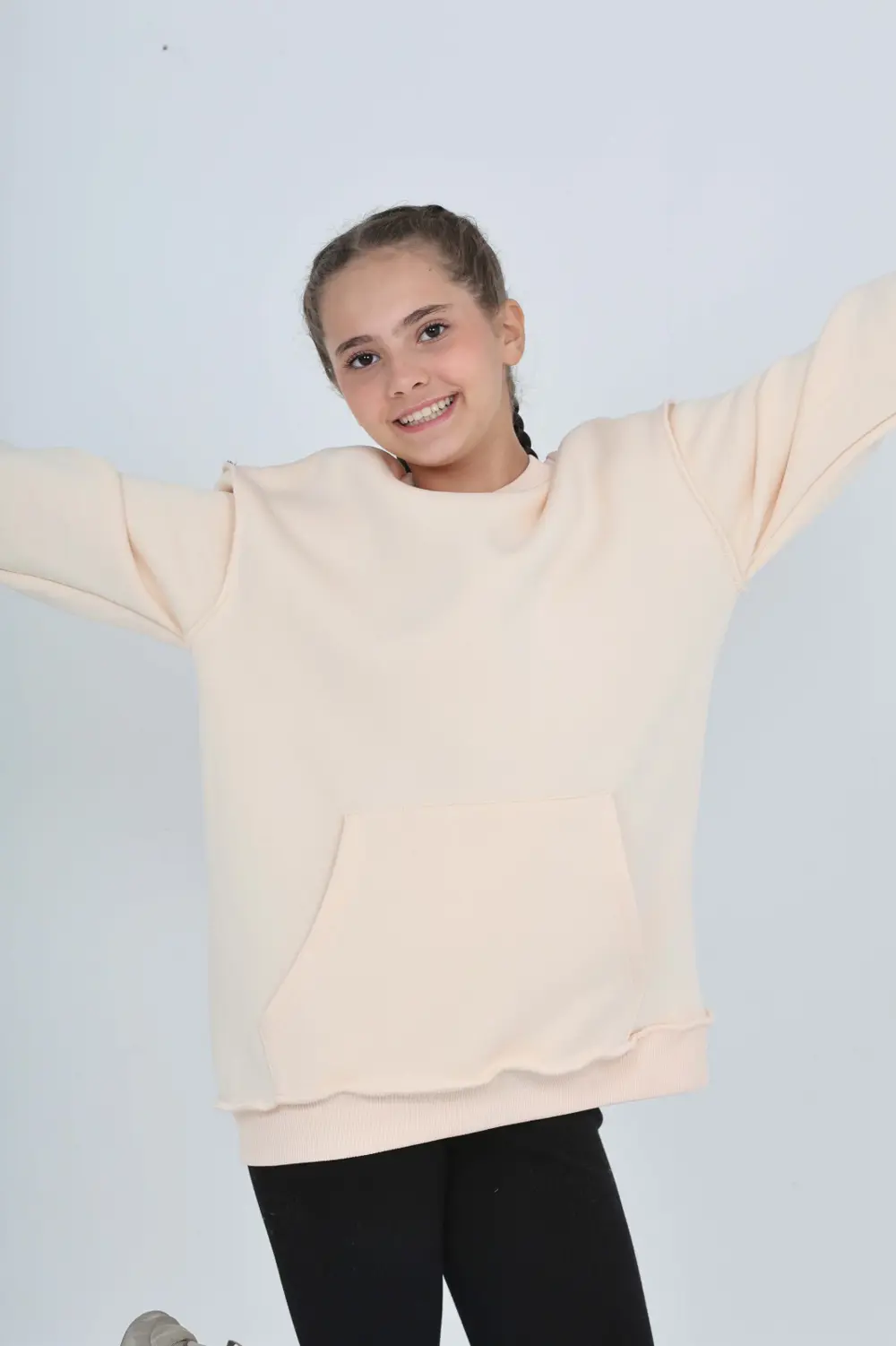 Toontoy Kız Çocuk Arka Eva Nakışlı Sweatshırt