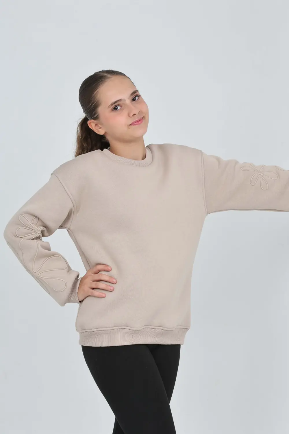 Toontoy Kız Çocuk Relax Fit Bisiklet Yaka Düşük Omuz Sweatshirt