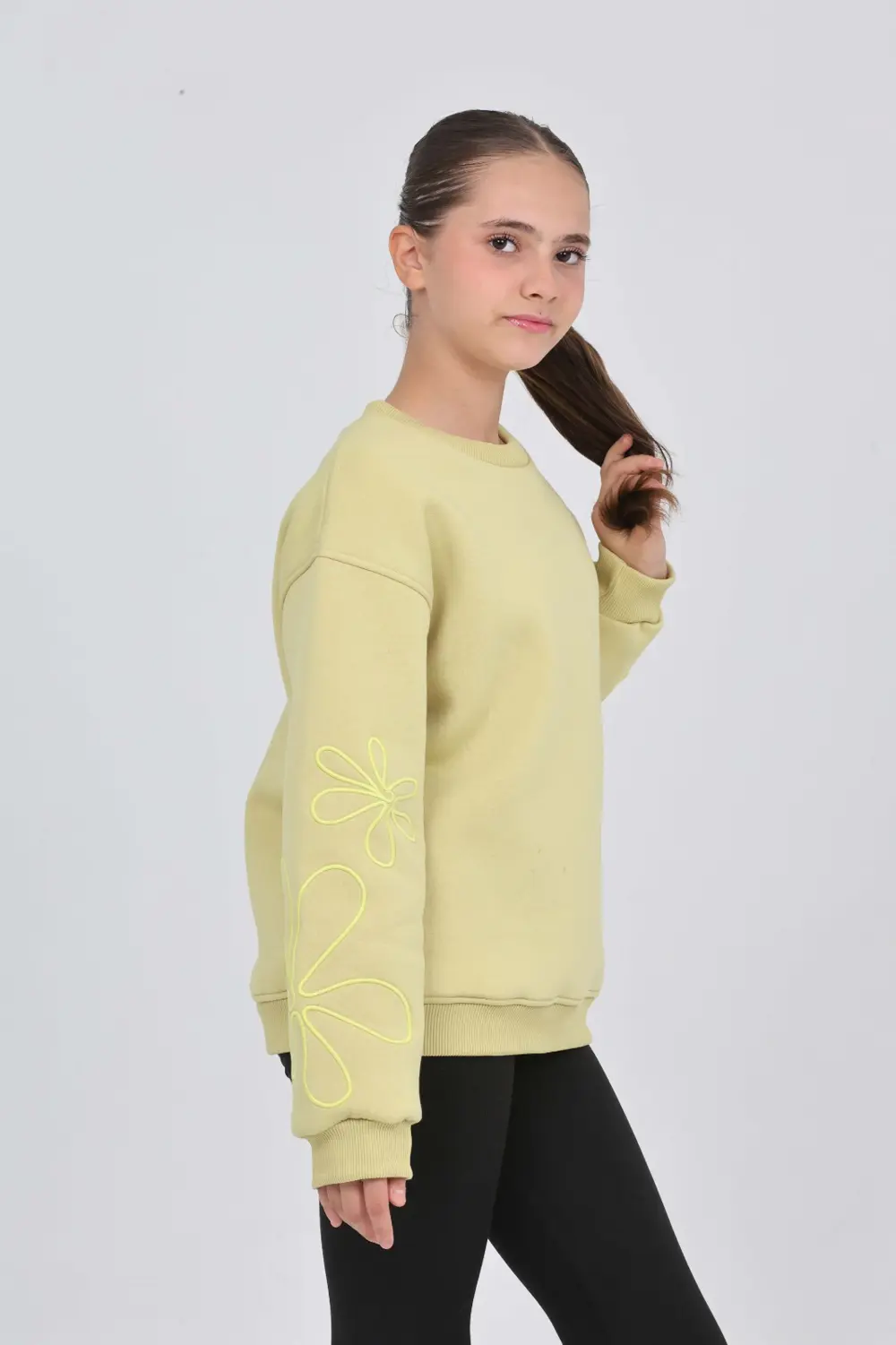 Toontoy Kız Çocuk Relax Fit Bisiklet Yaka Düşük Omuz Sweatshirt