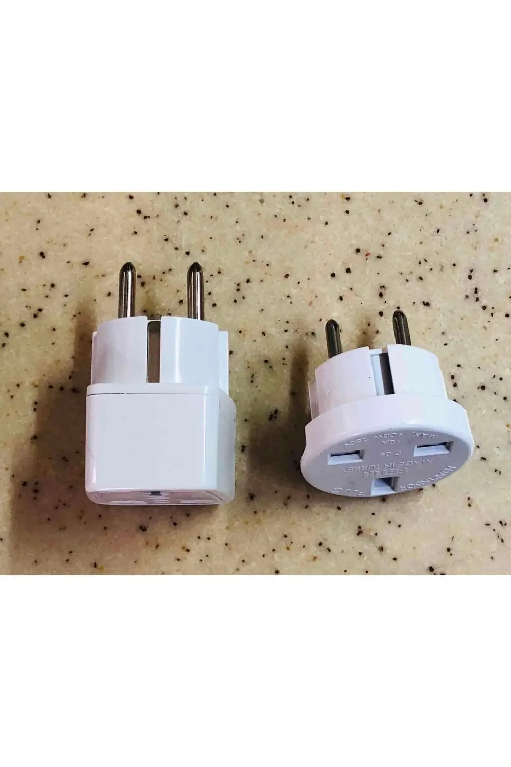 Topraklı Prizine Çevirici 2 Adet AXE1A-8C